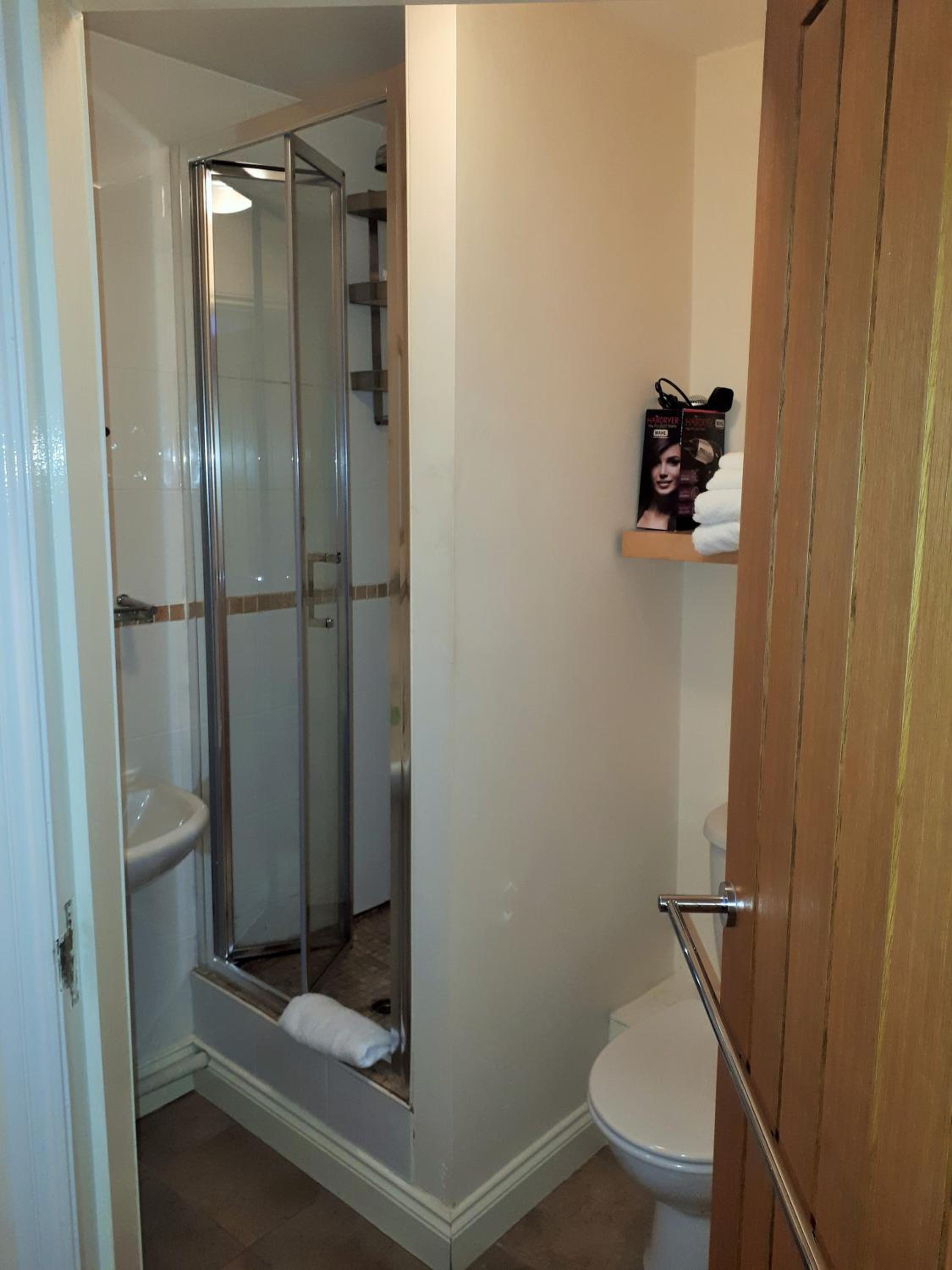 Budget Double Room photo 2