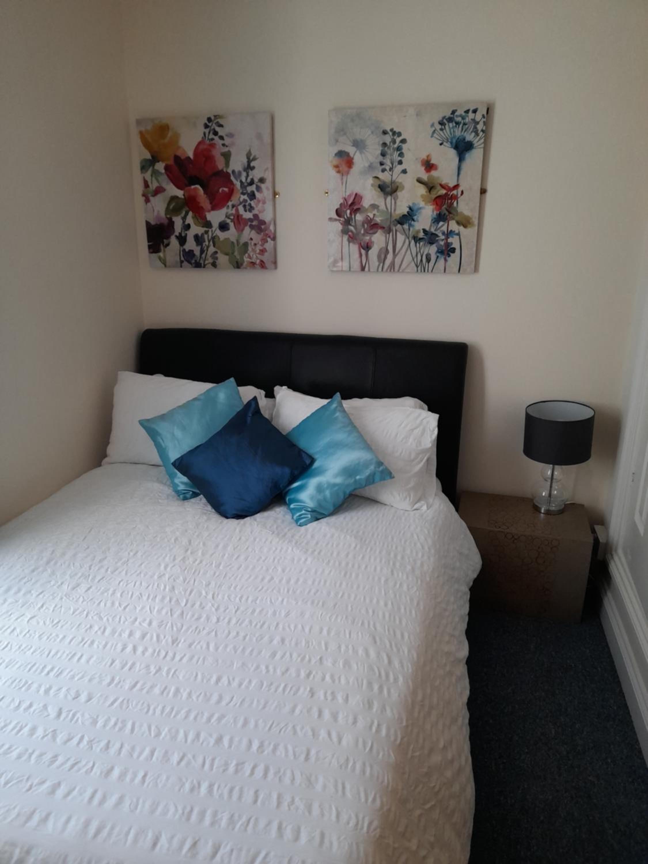 Budget Double Room photo 3