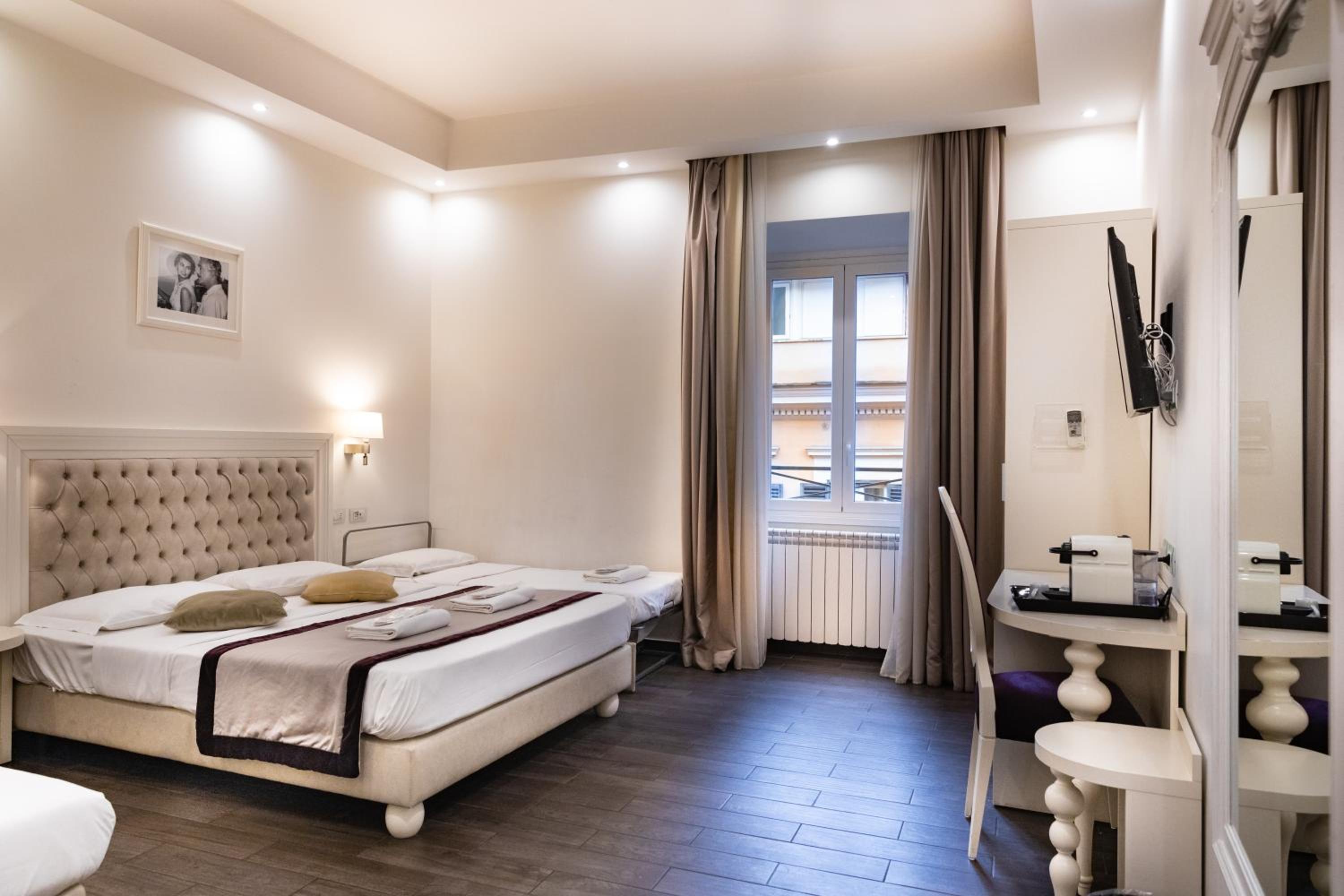 Quadruple Room photo 1
