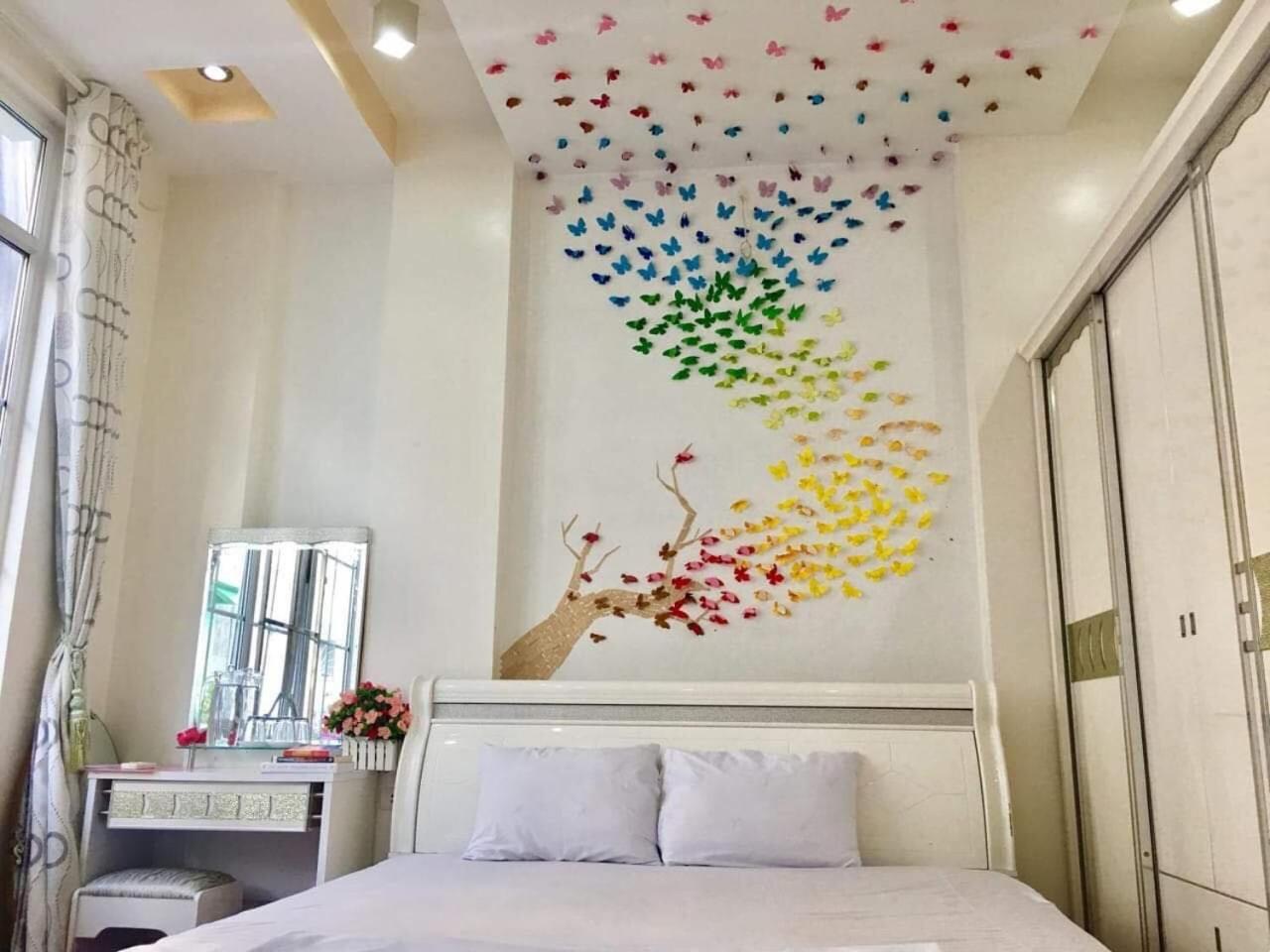 Deluxe Double Room with Balcony - Photo 8