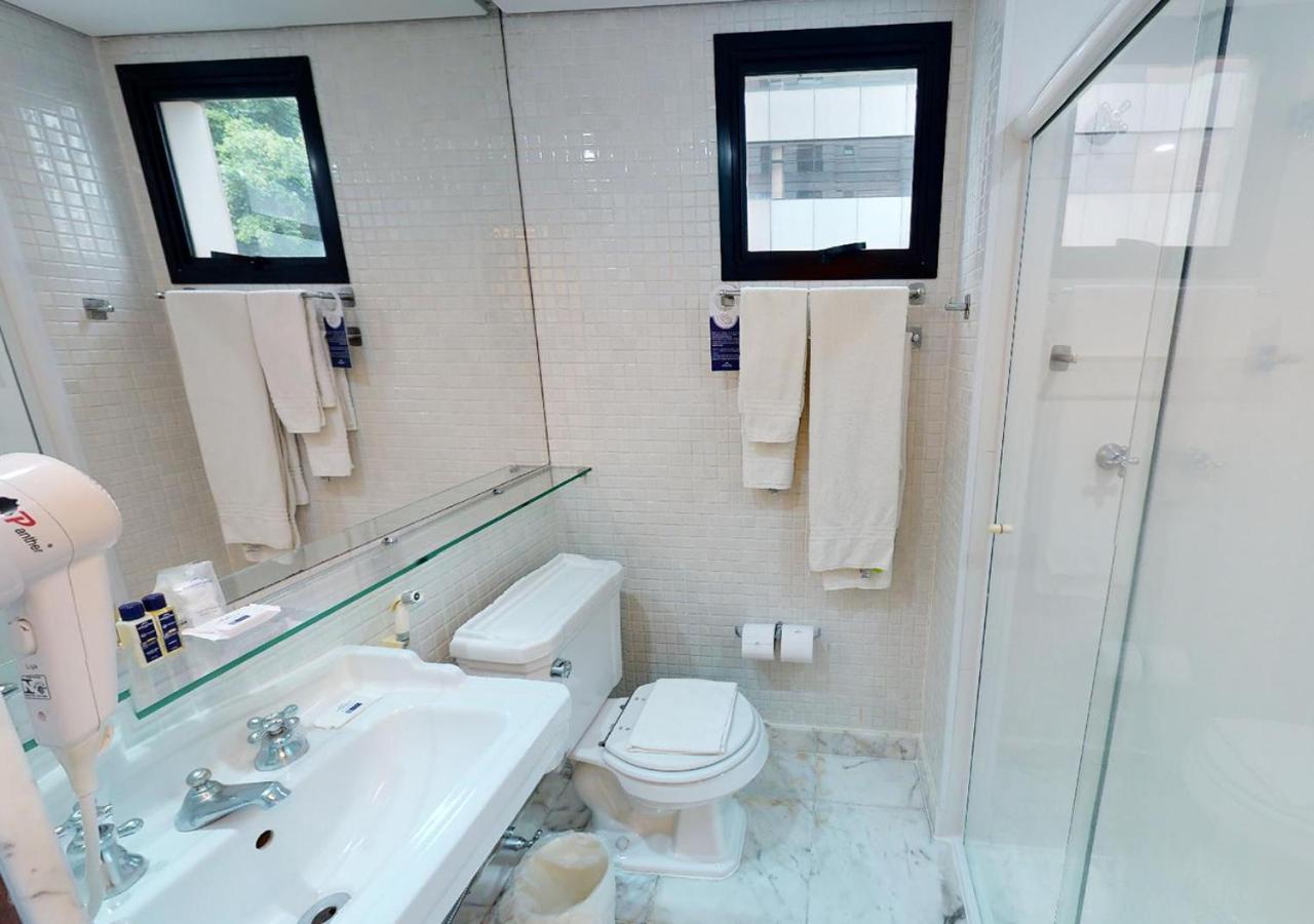 Standard Suite - Photo 2