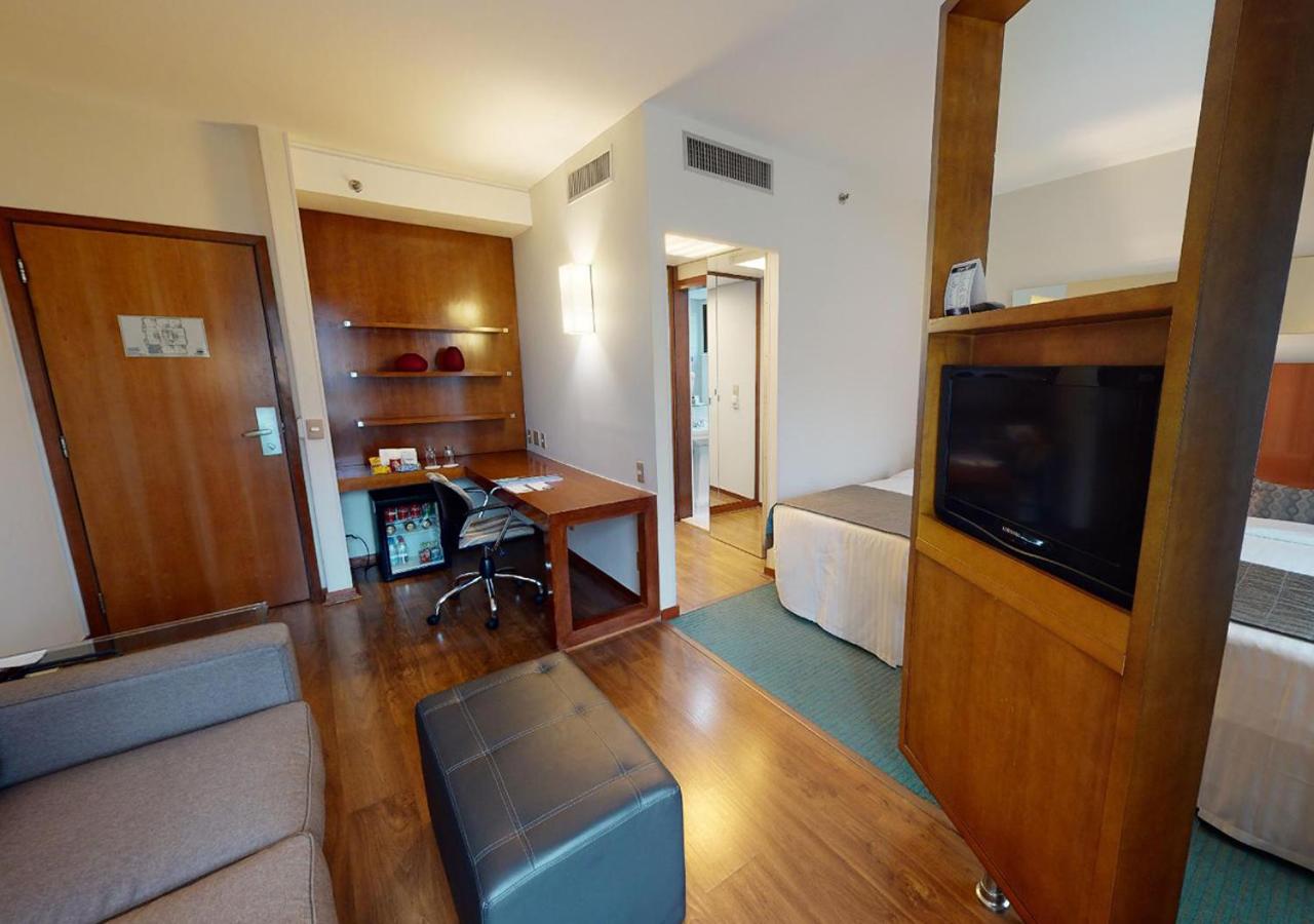 Standard Suite - Photo 3