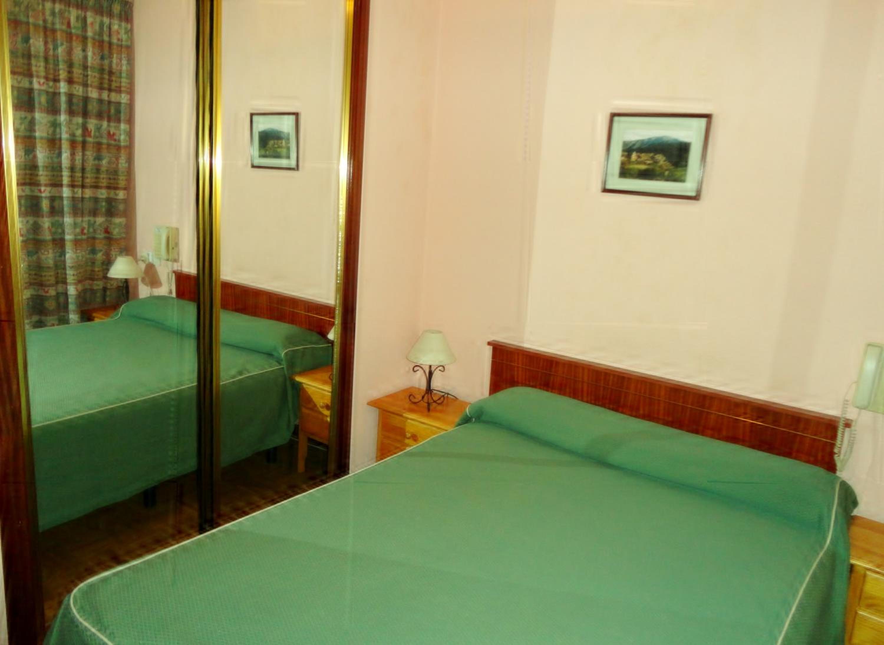 Double or Twin Room photo 2