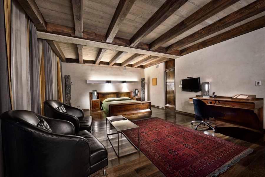 Junior Suite - Photo 1