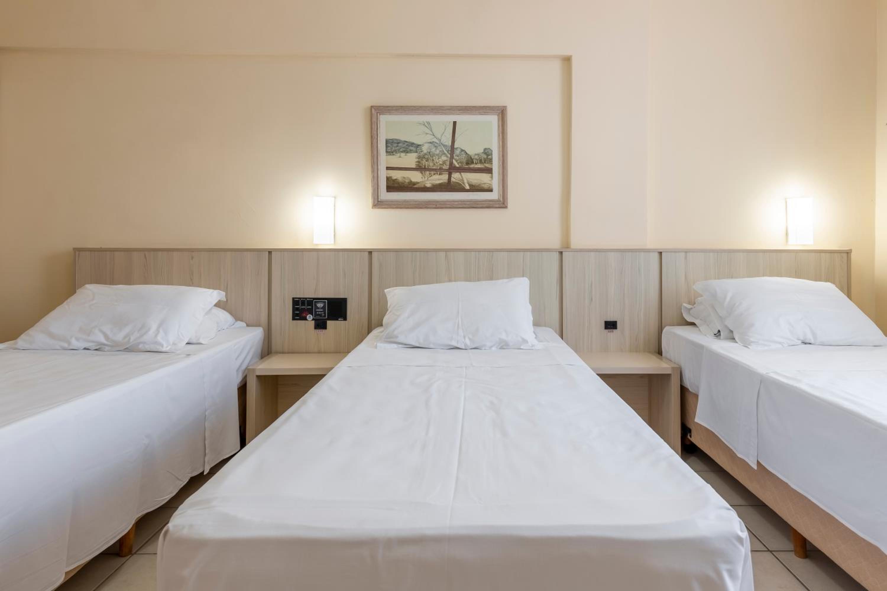 Hotel Sagres Praia — Standard Triple Room