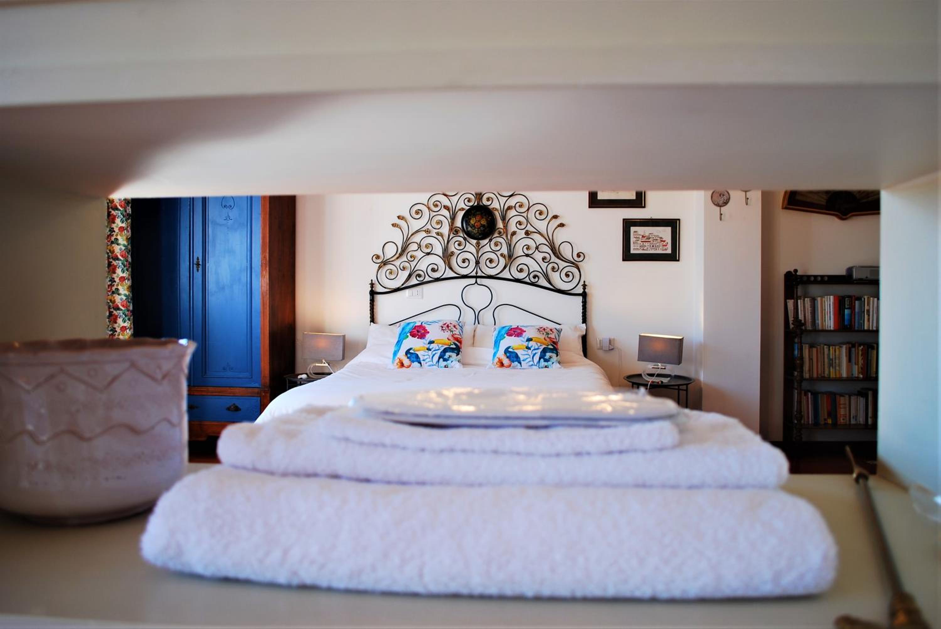 Deluxe Family Room - Photo 11