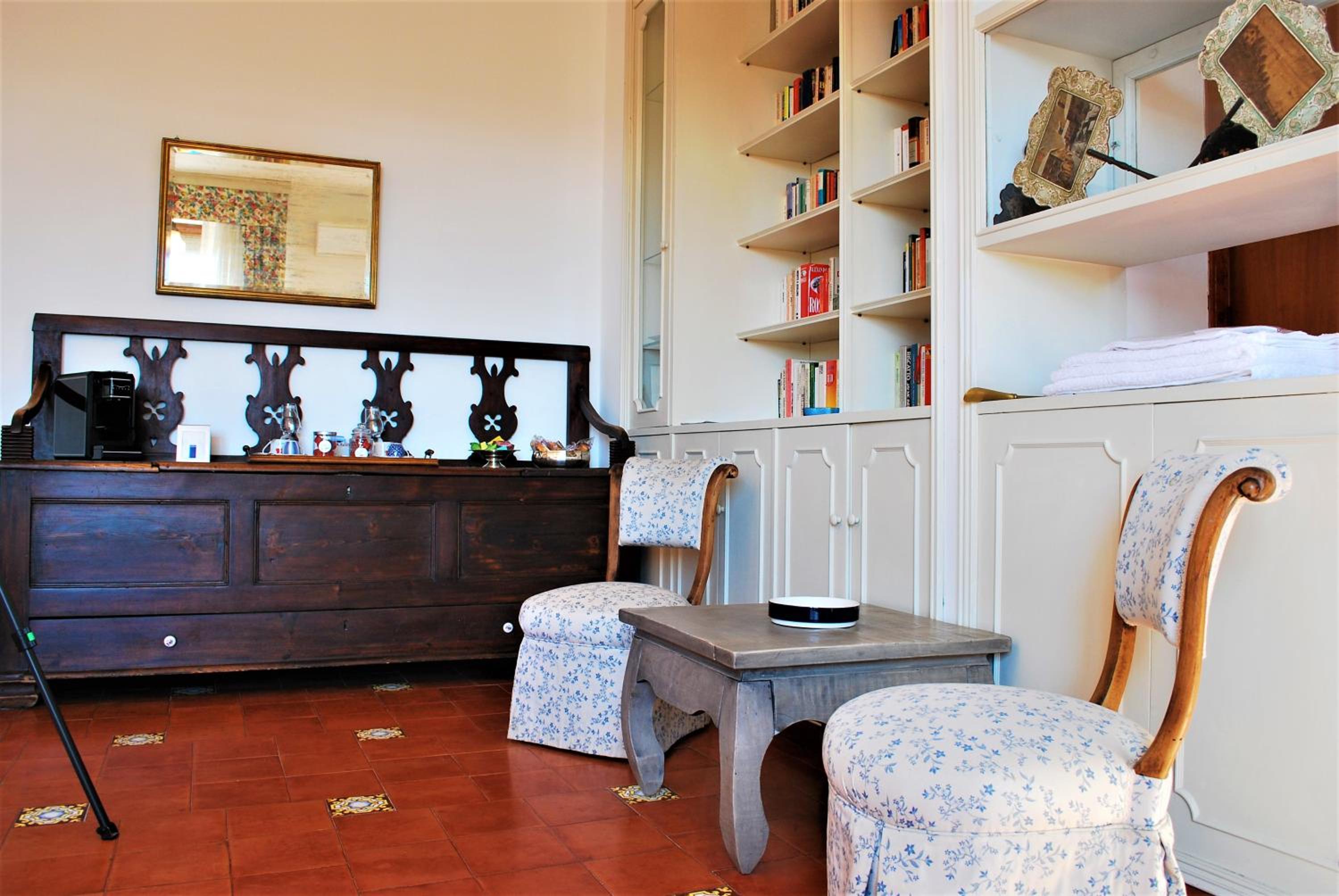 Deluxe Family Room - Photo 7