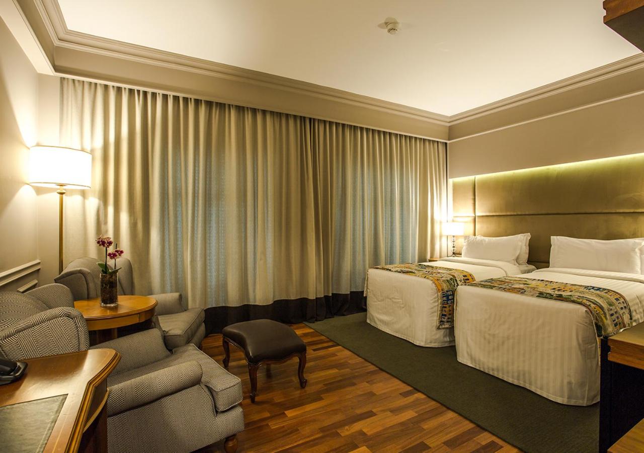 Standard Suite - Photo 1
