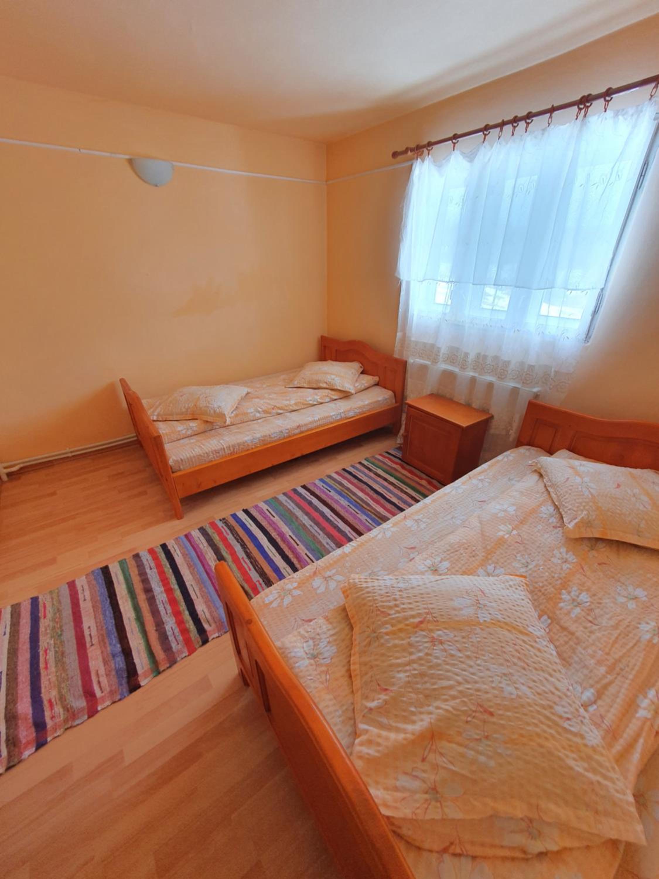 Quadruple Room with Shared Bathroom photo 3