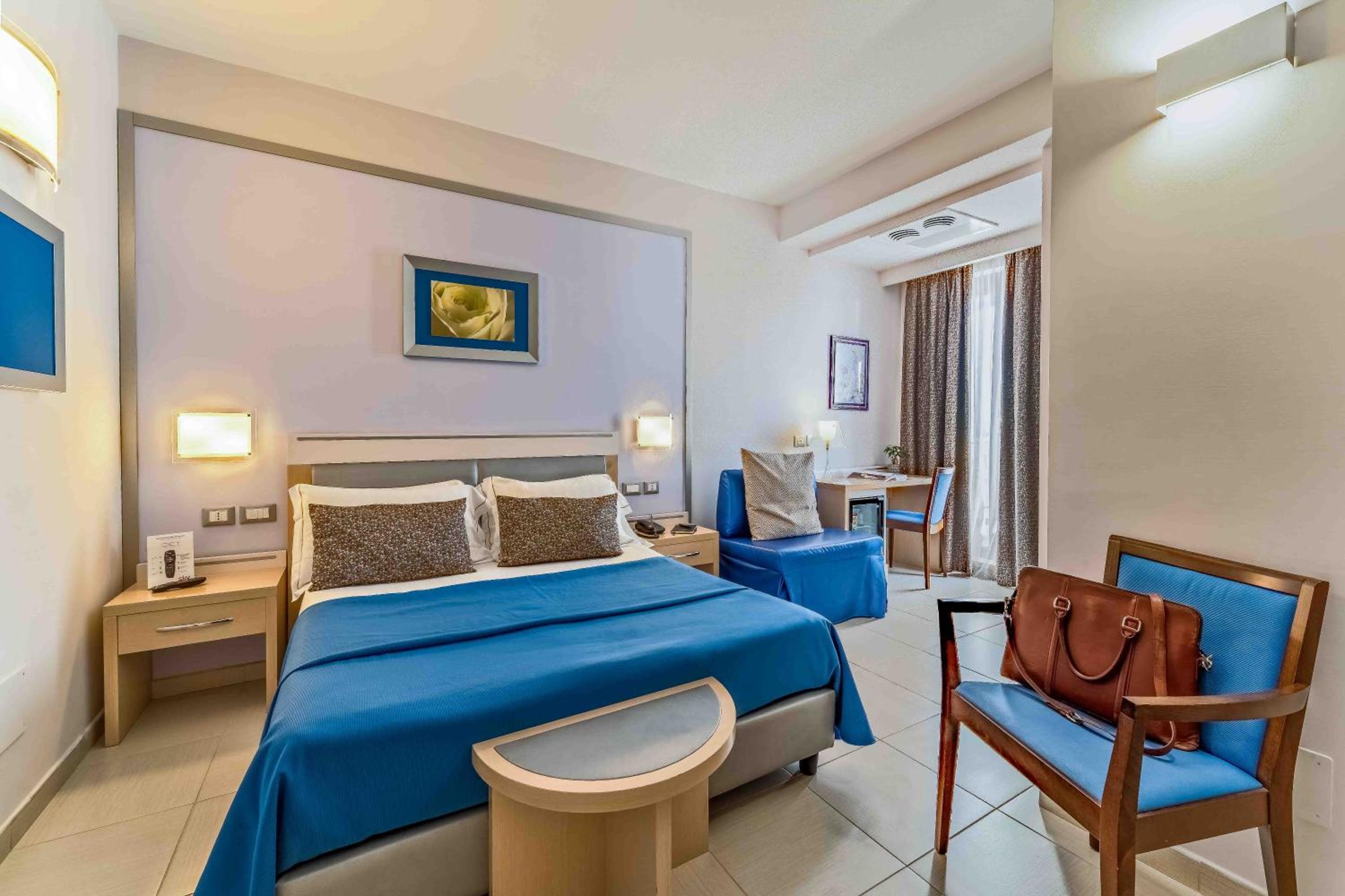 Superior Double or Twin Room with Sea View