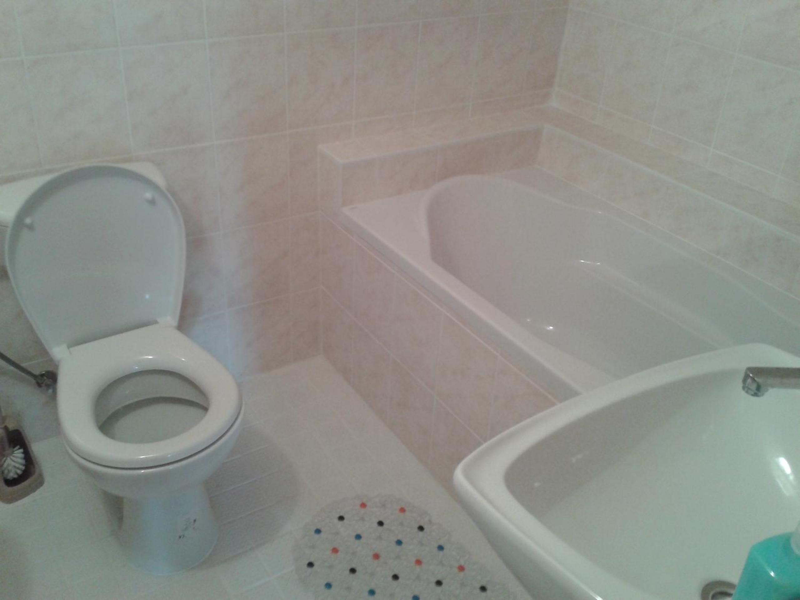 Studio with Bath photo 2