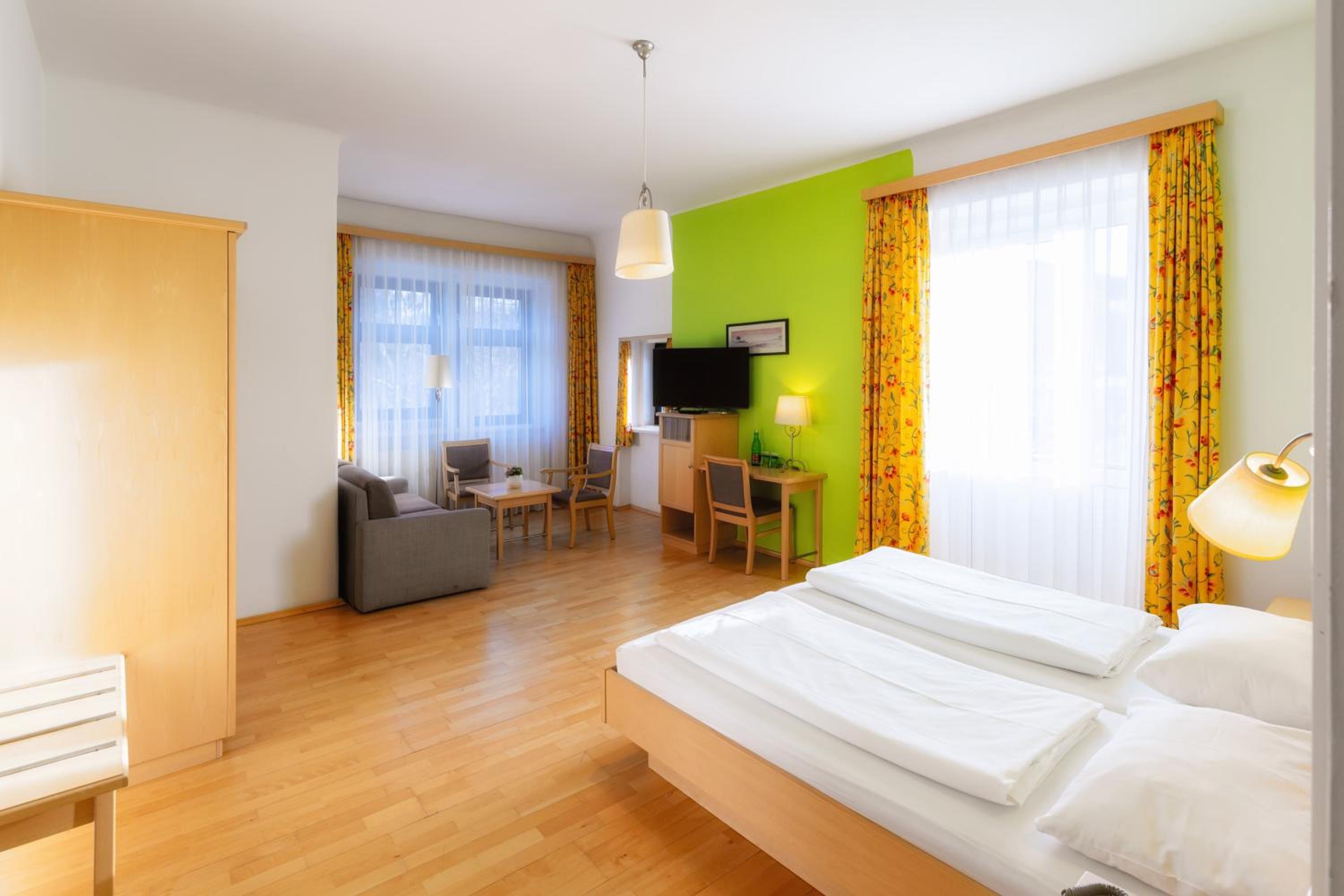 Superior Double Room - Photo 1