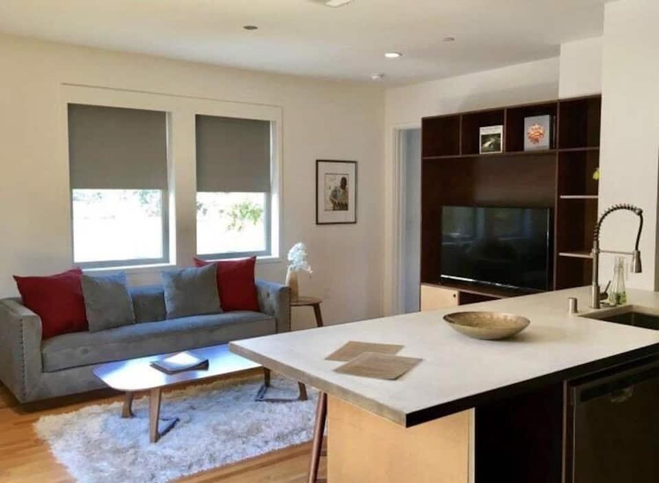 Apartment - Photo 3