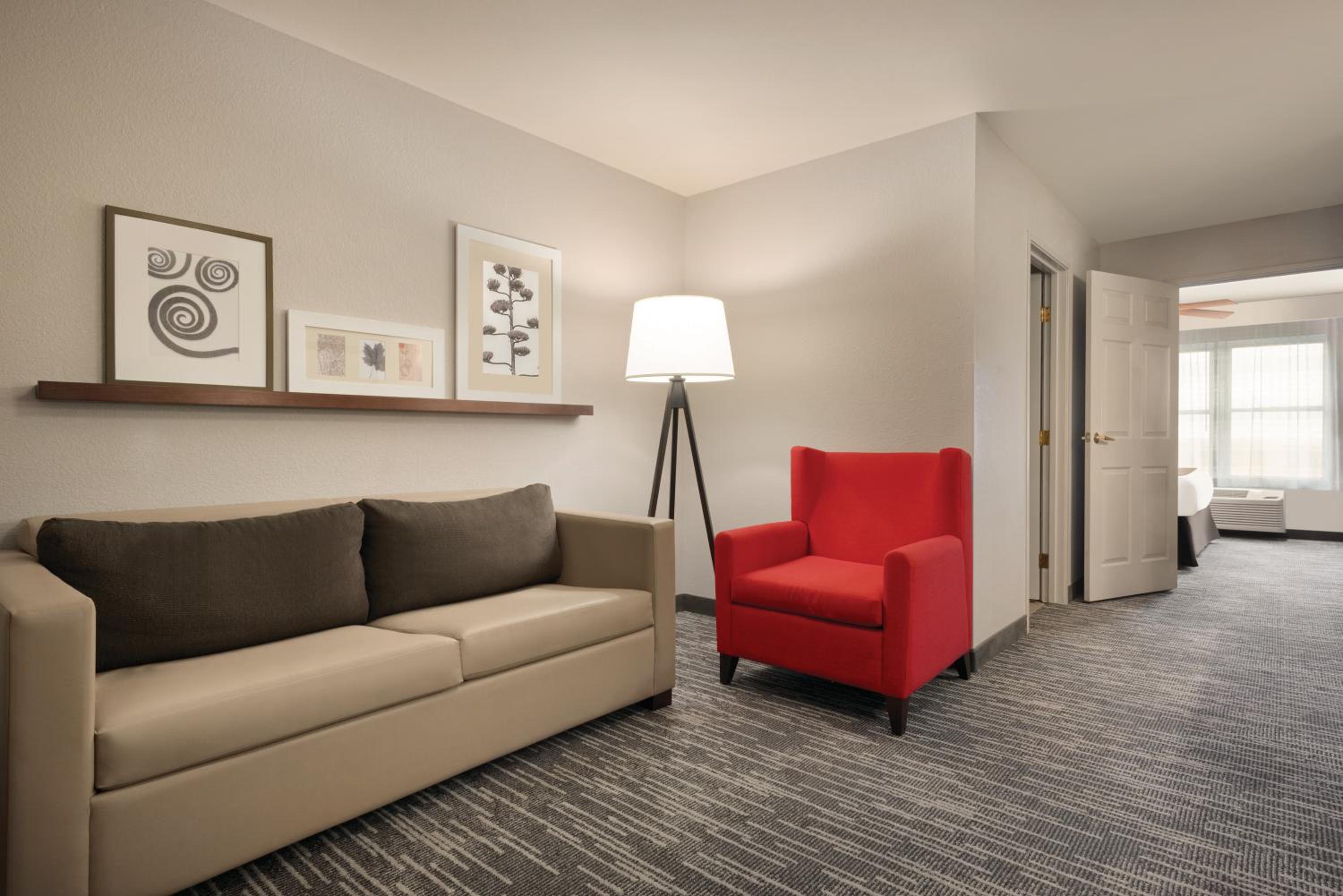 One-Bedroom King Suite - Photo 1