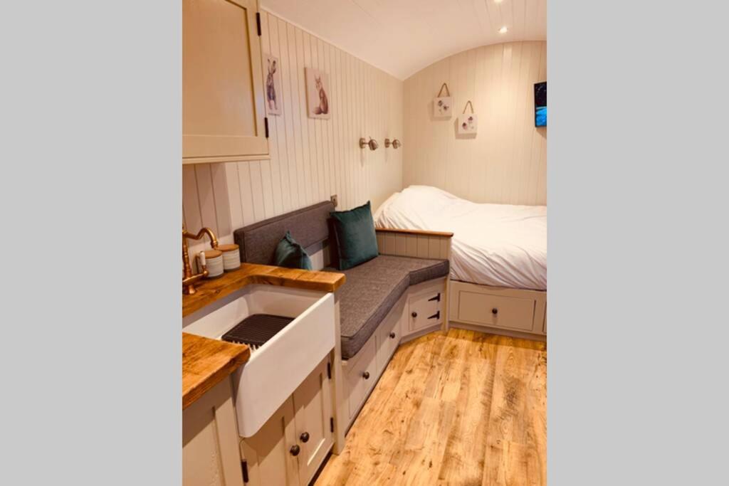 One-Bedroom House
