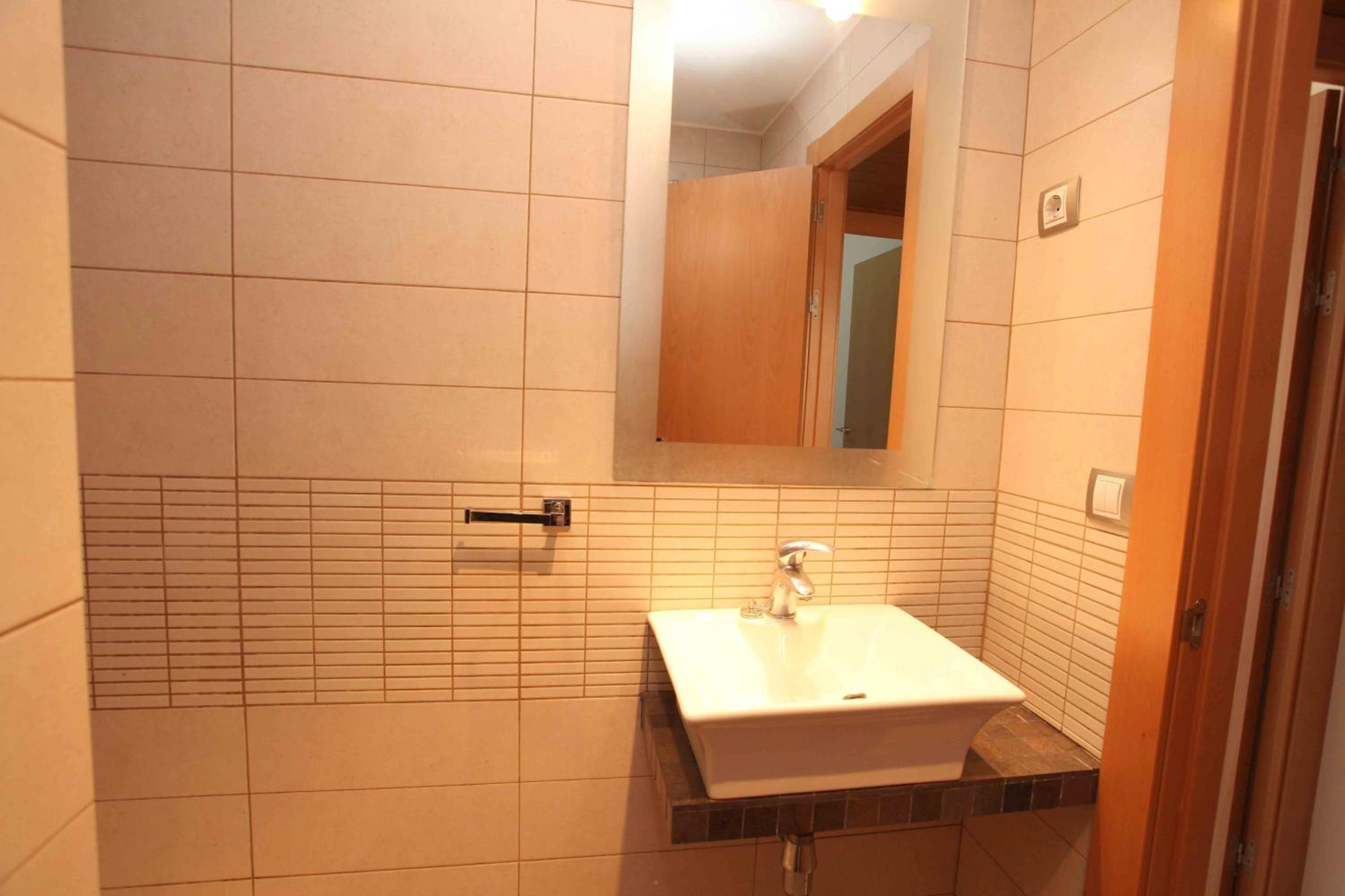 Three-Bedroom Apartment photo 3