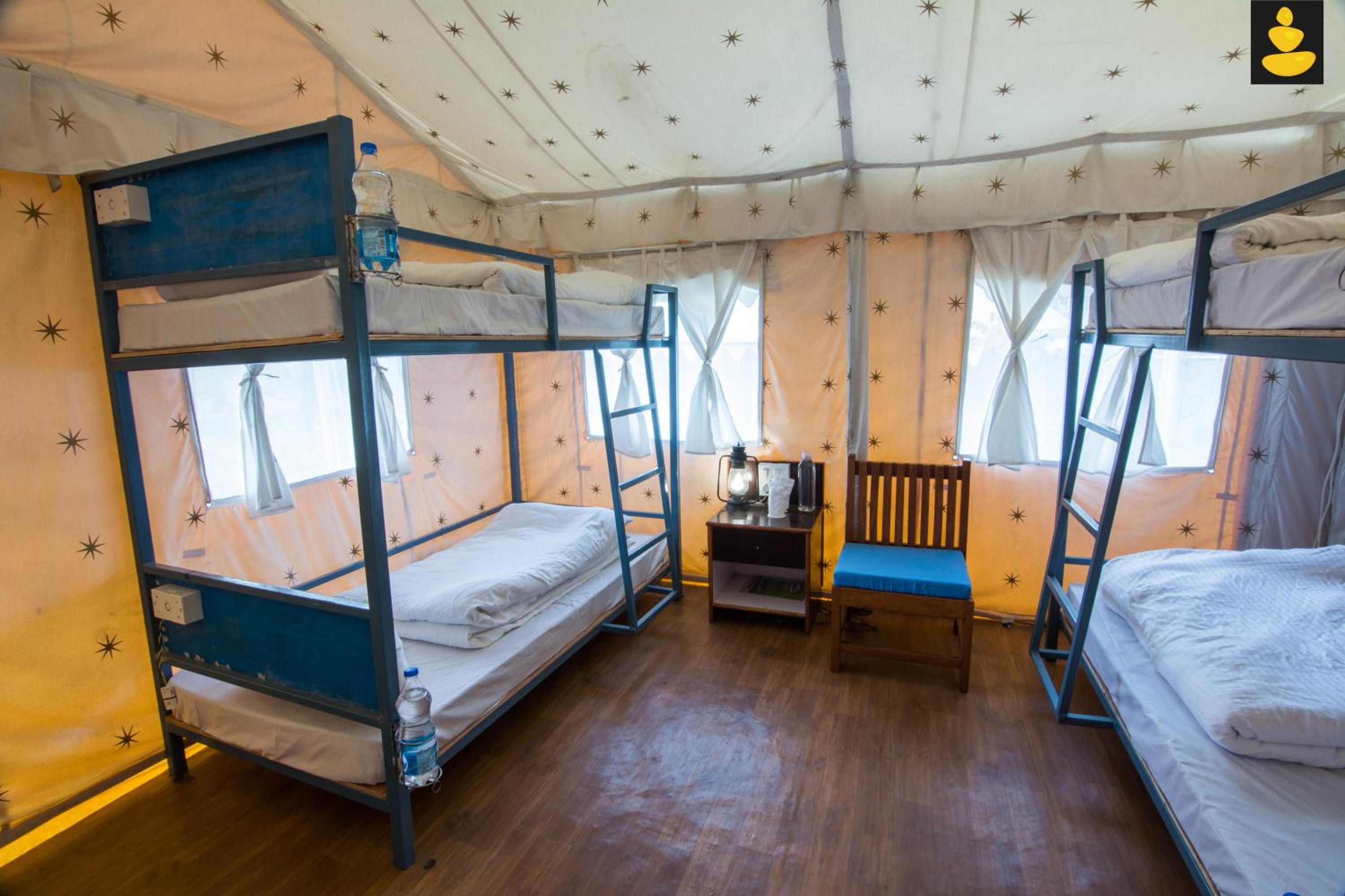 Dorm Tent photo 2