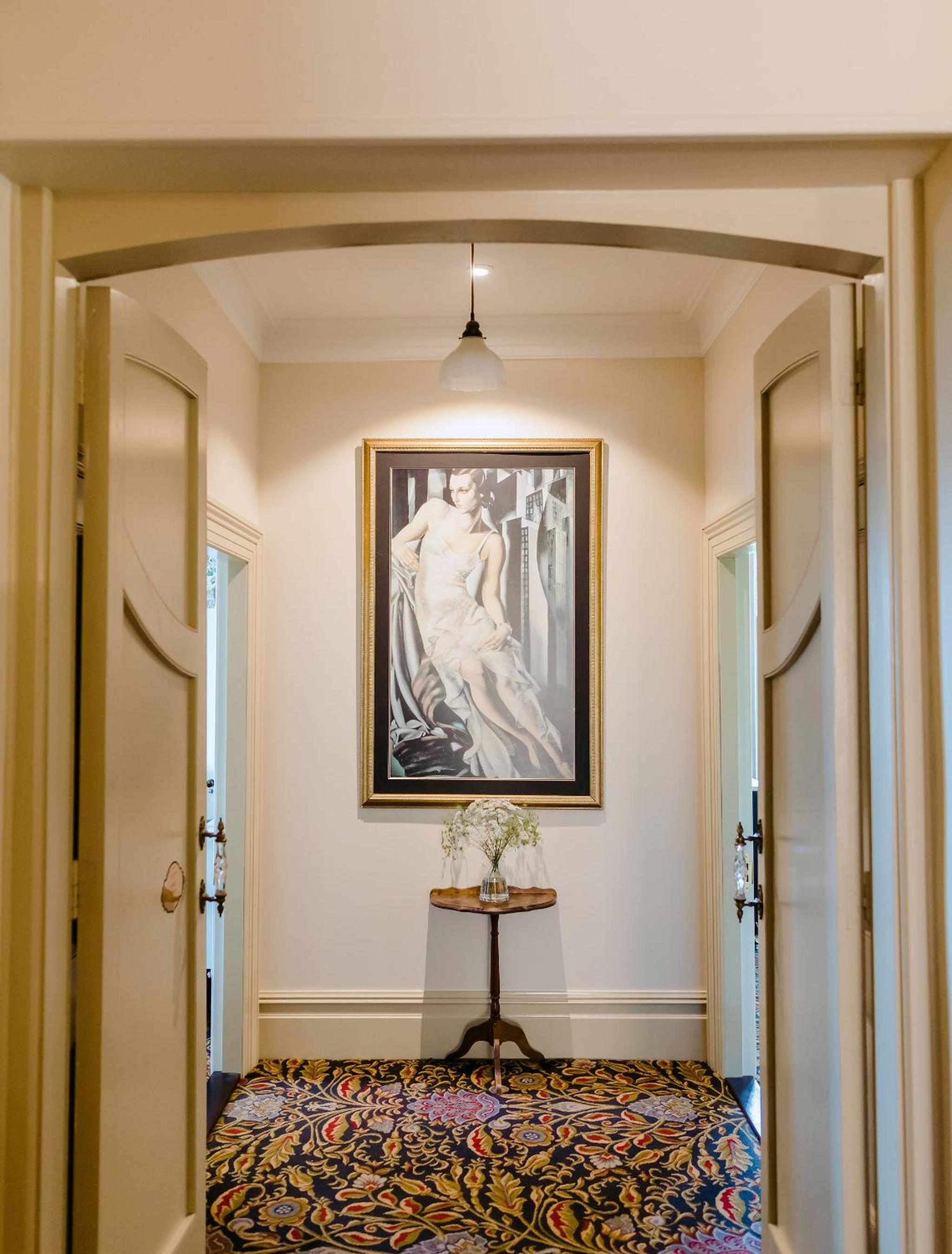 Deluxe King Room - Photo 28