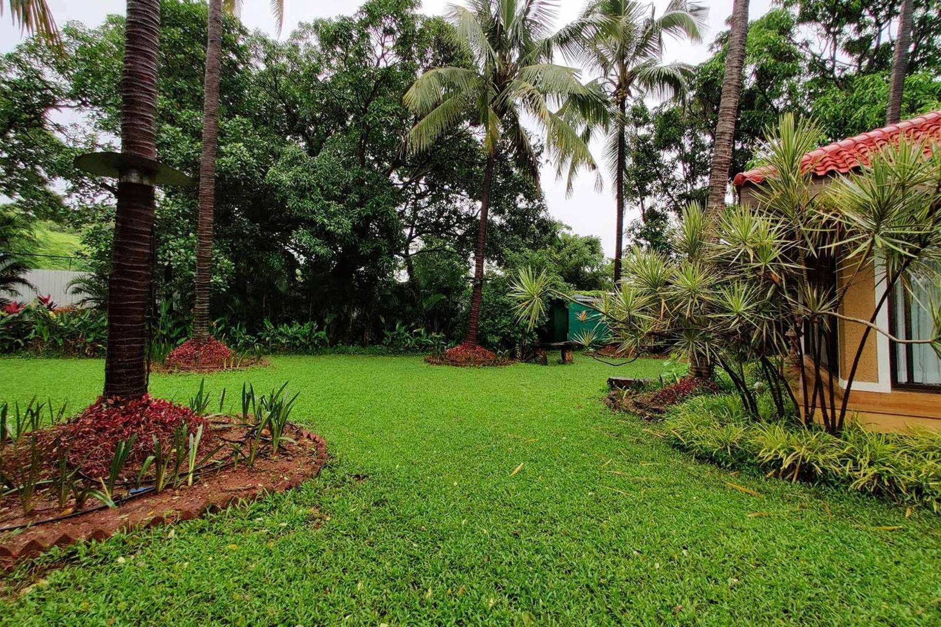 Villa photo 2