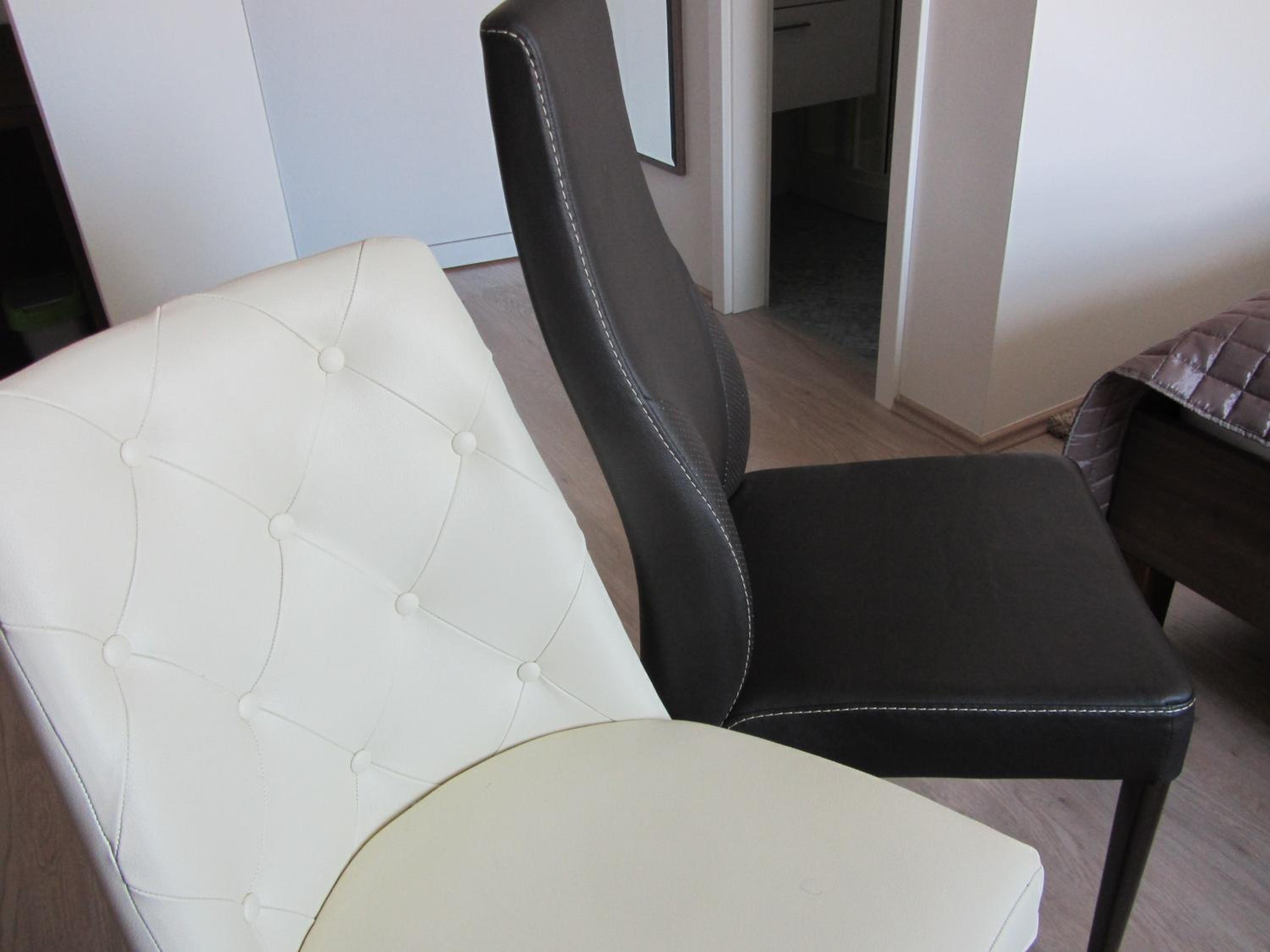 Twin Room - Photo 5