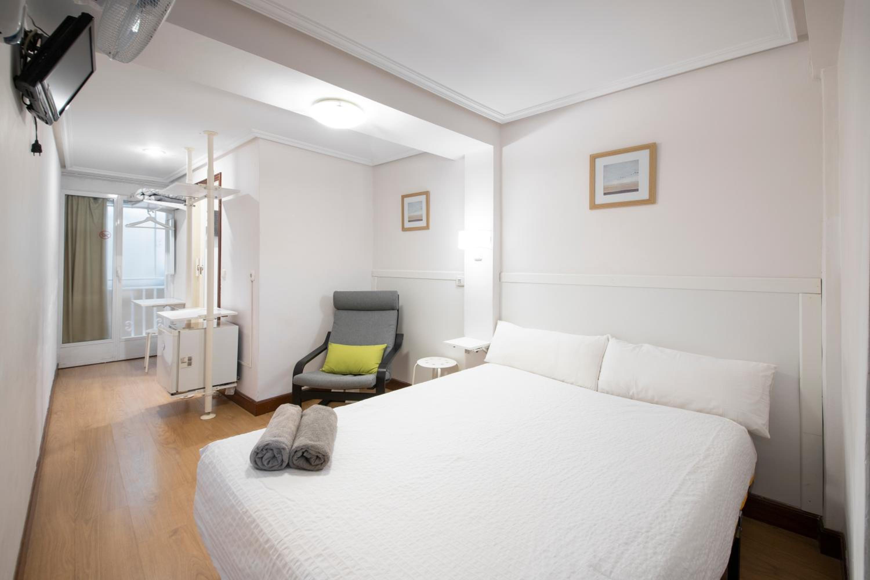 Habitación Doble con Baño Privado