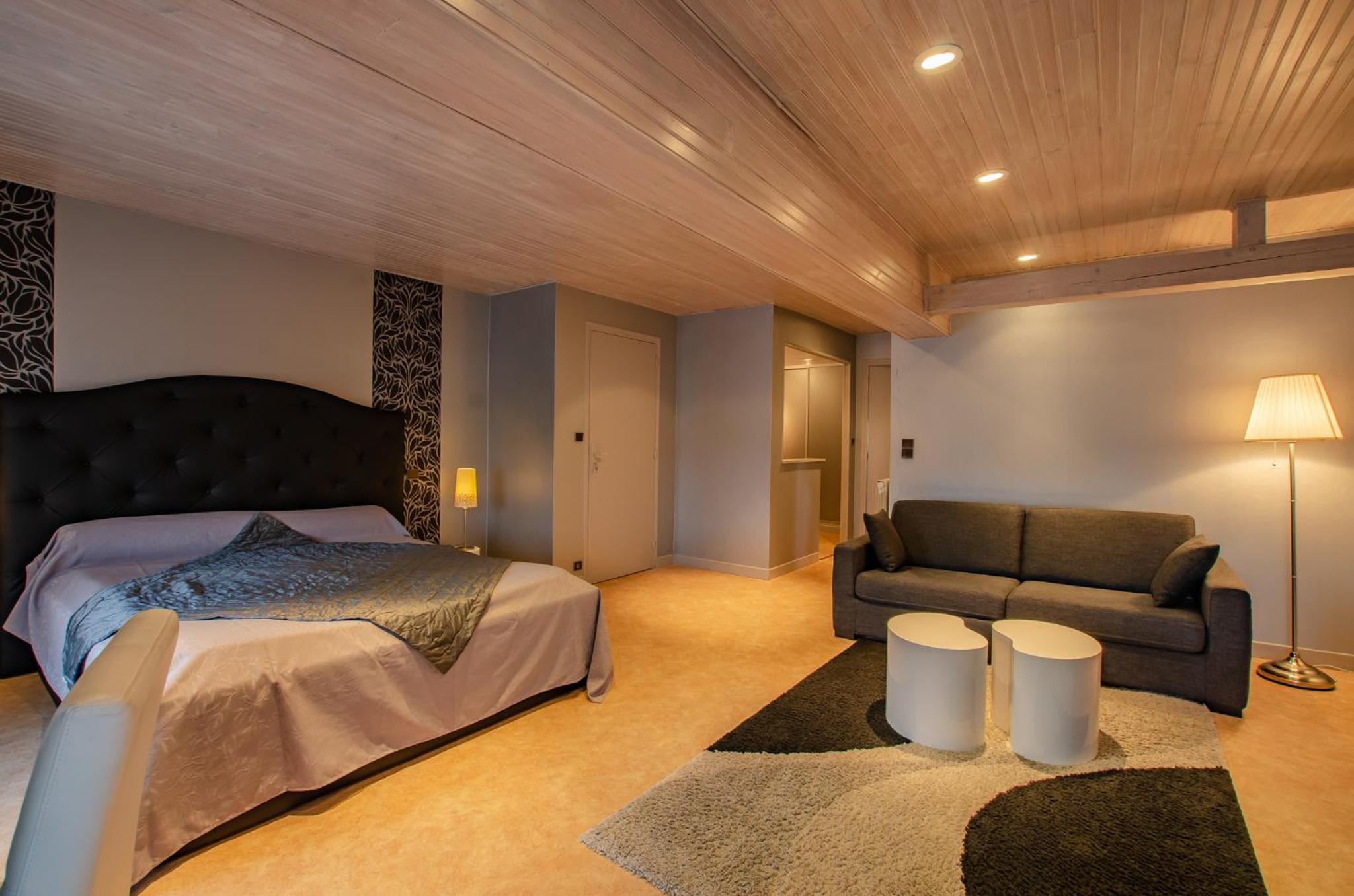 Double Room with Private External Bathroom photo 1