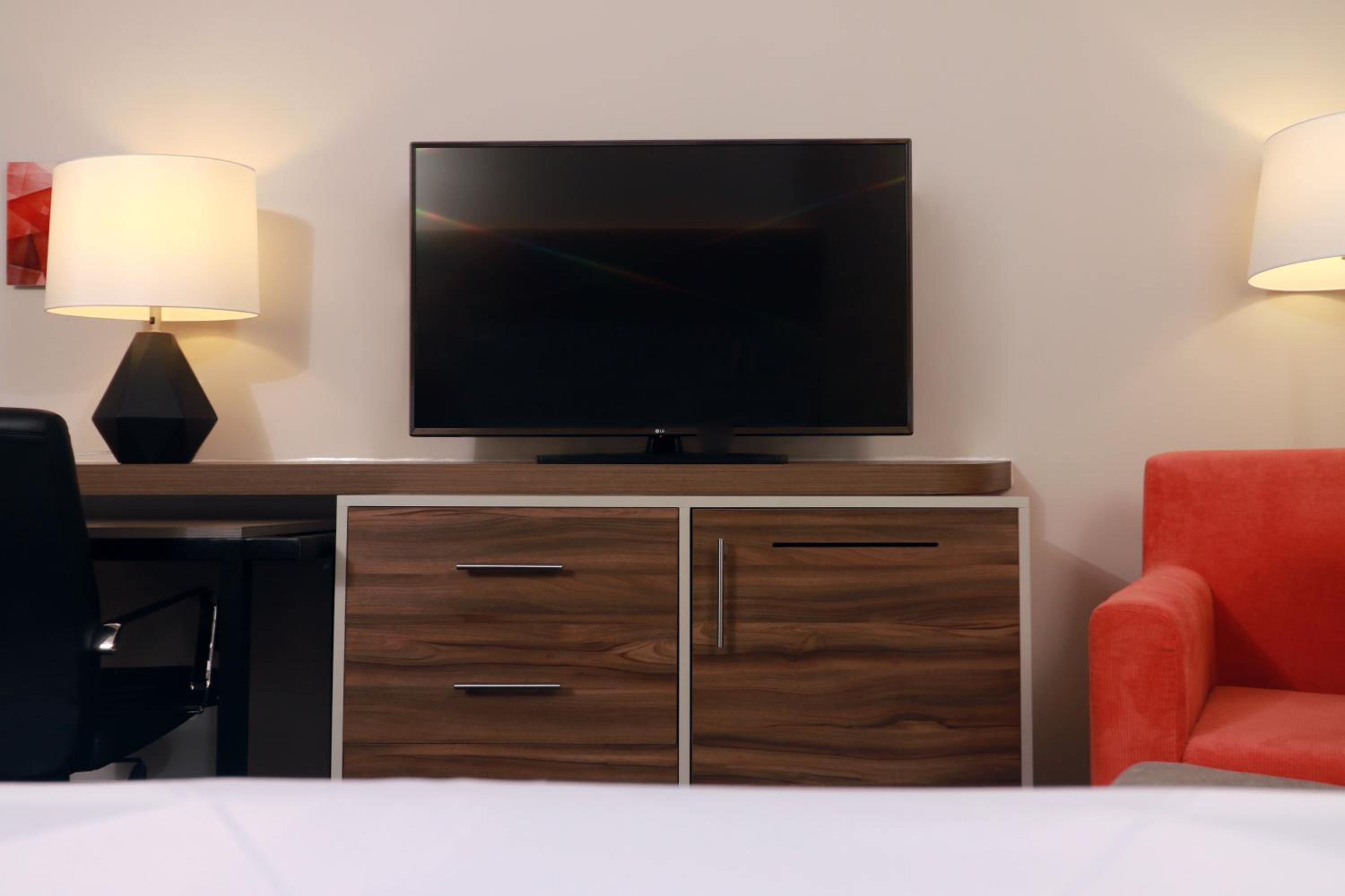 Standard King Room - Photo 2