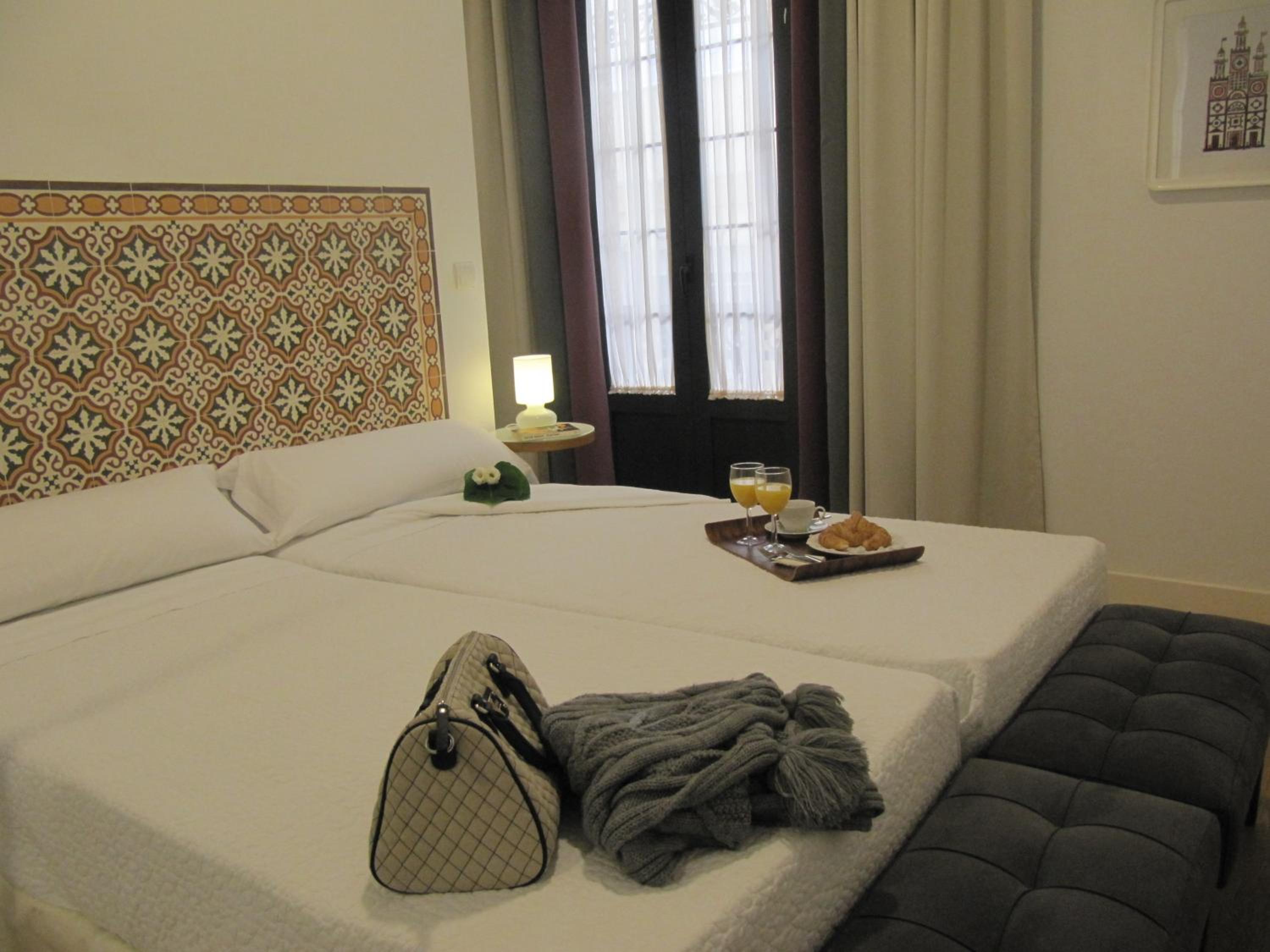 One-Bedroom Apartment (2 - 4 Adults) - Photo 12