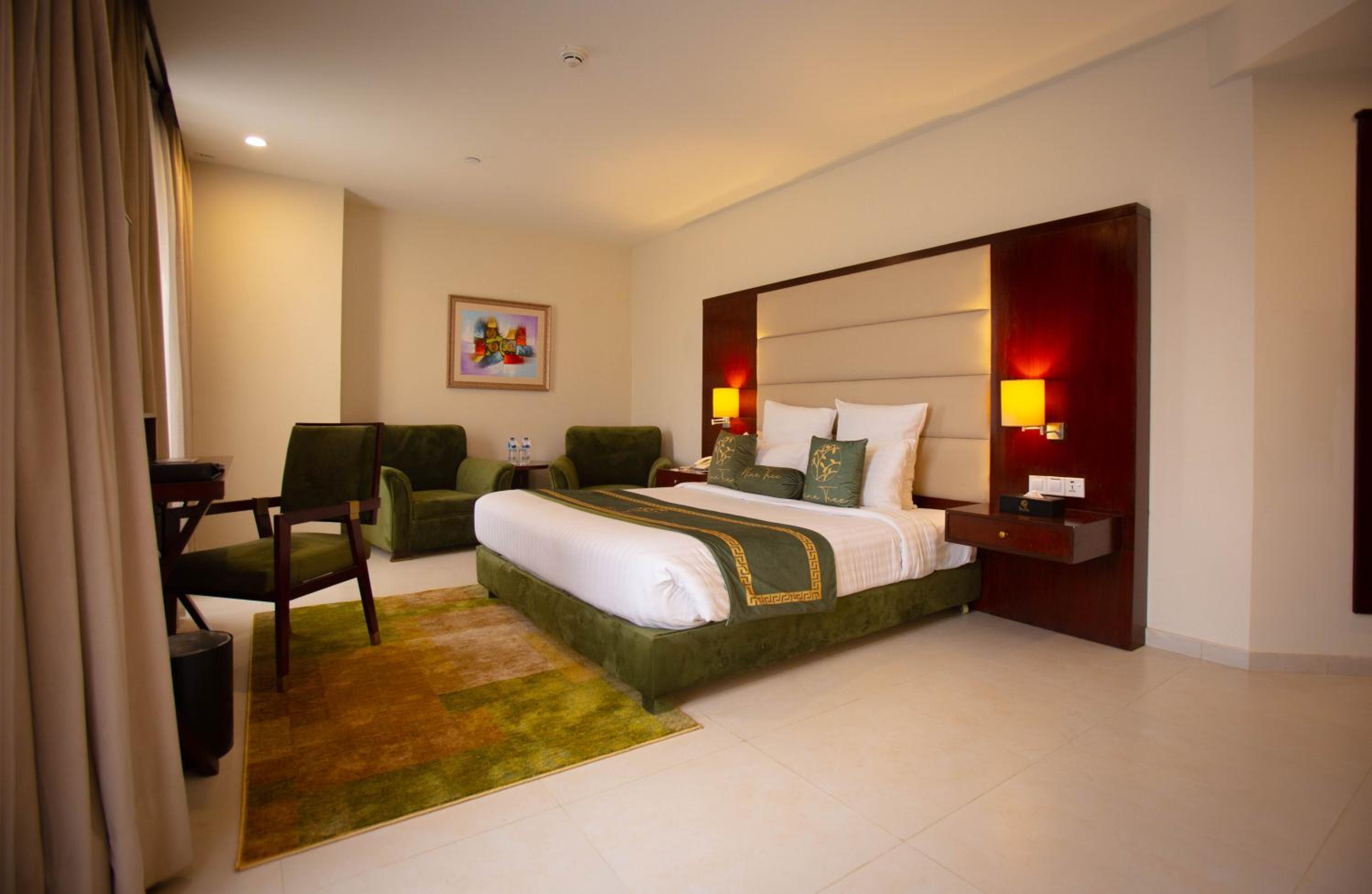 Deluxe King Room