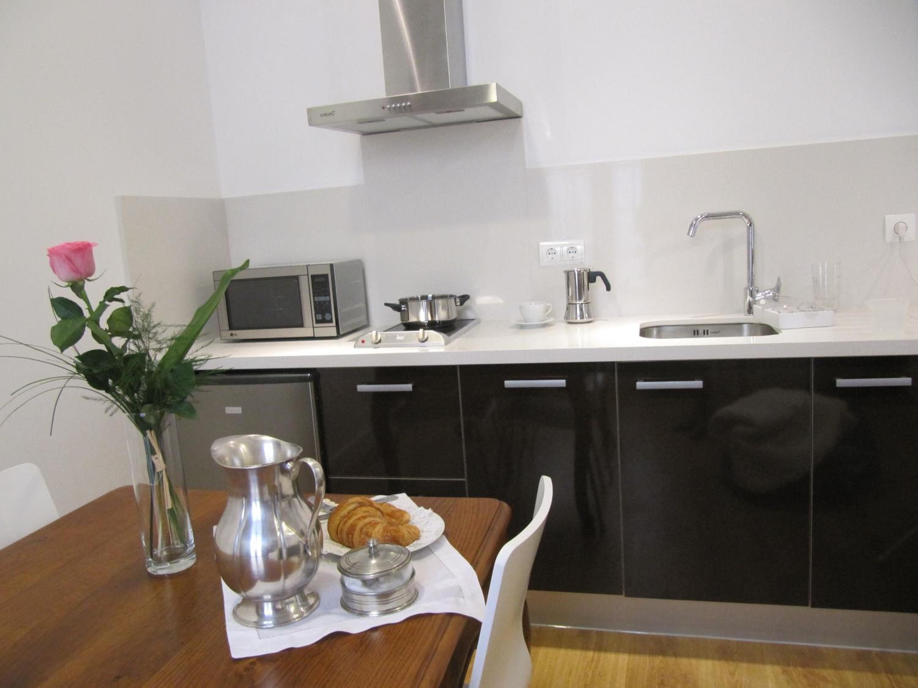 One-Bedroom Apartment (2 - 4 Adults) - Photo 17
