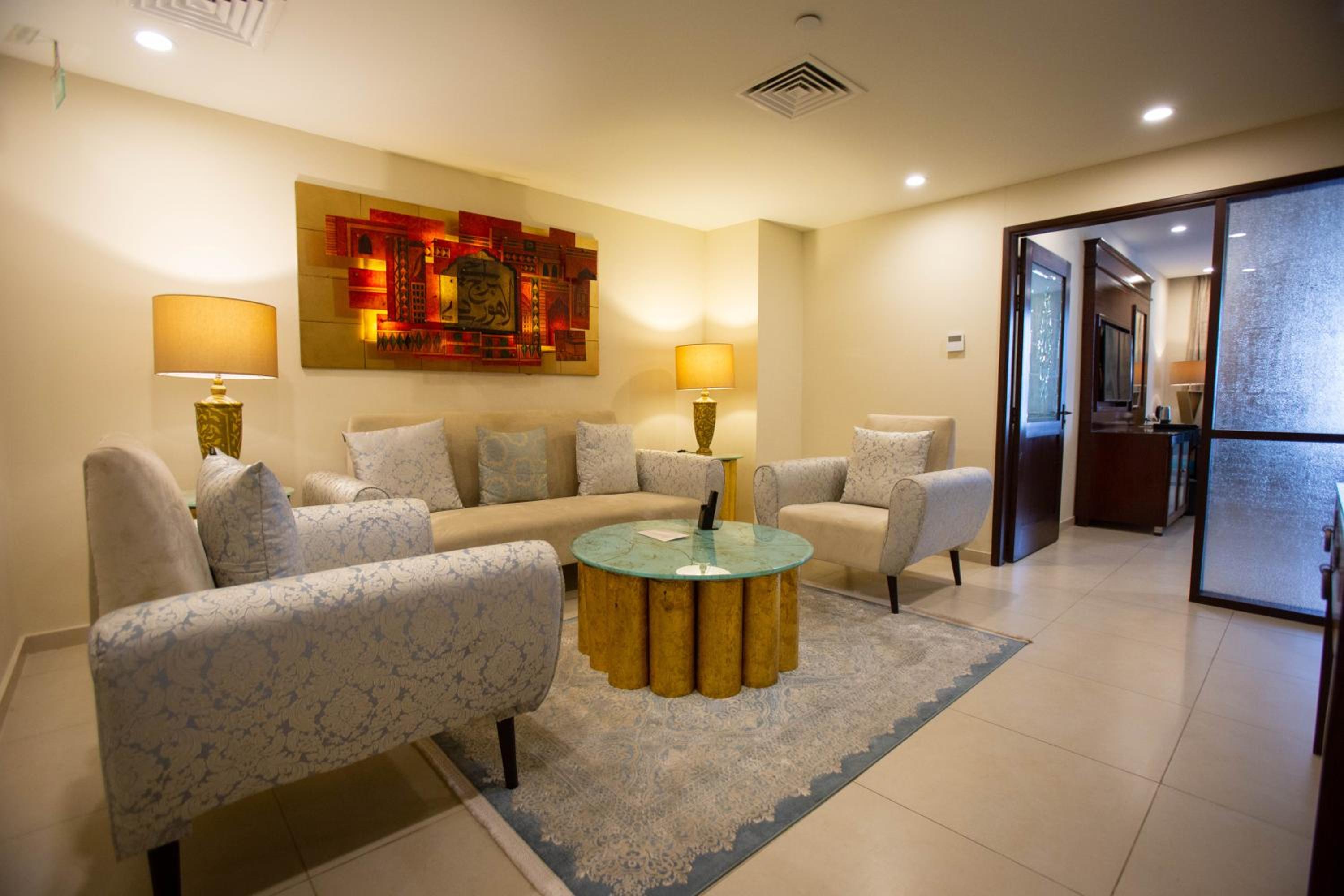 Deluxe Suite