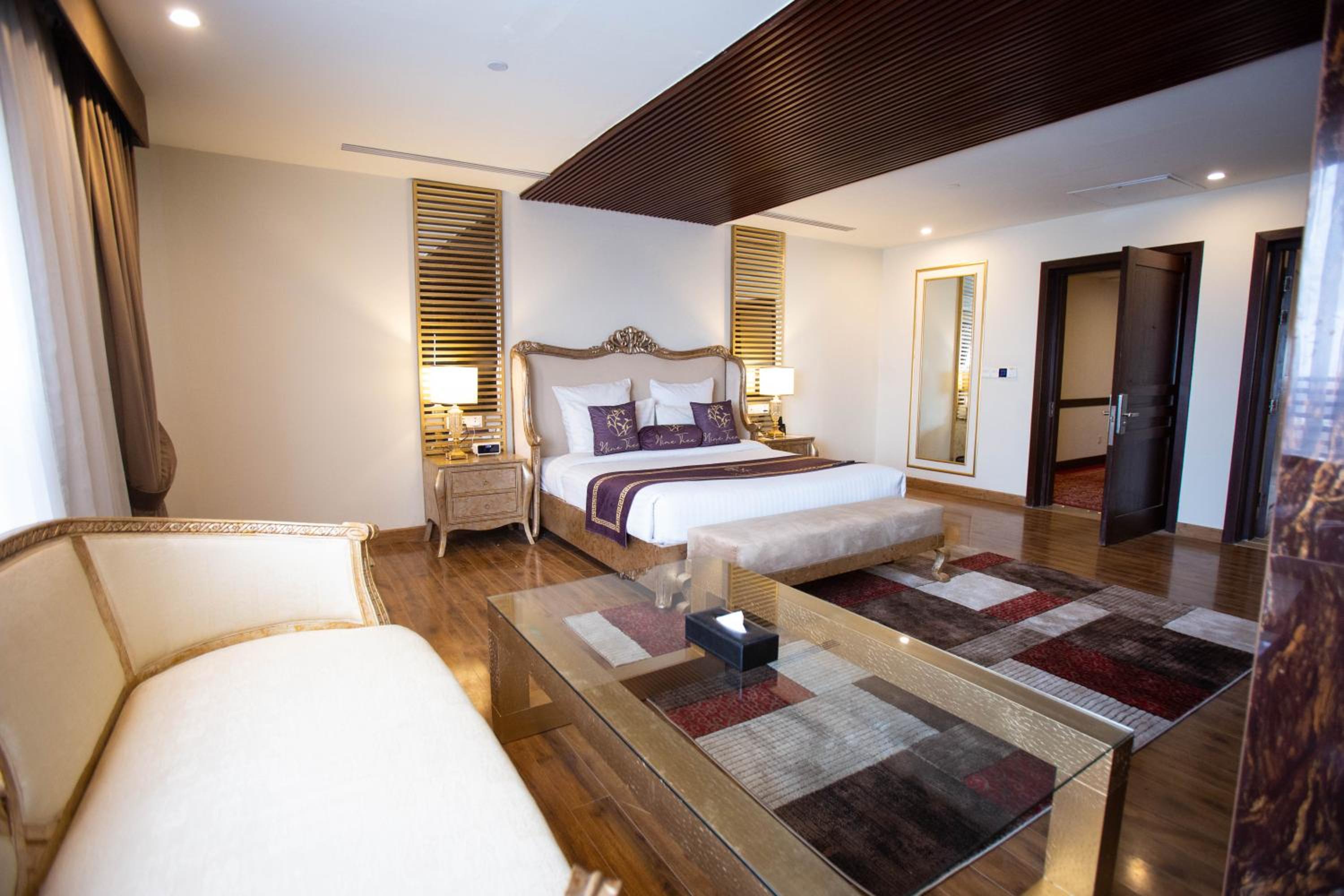 Platinum Suite - Photo 4