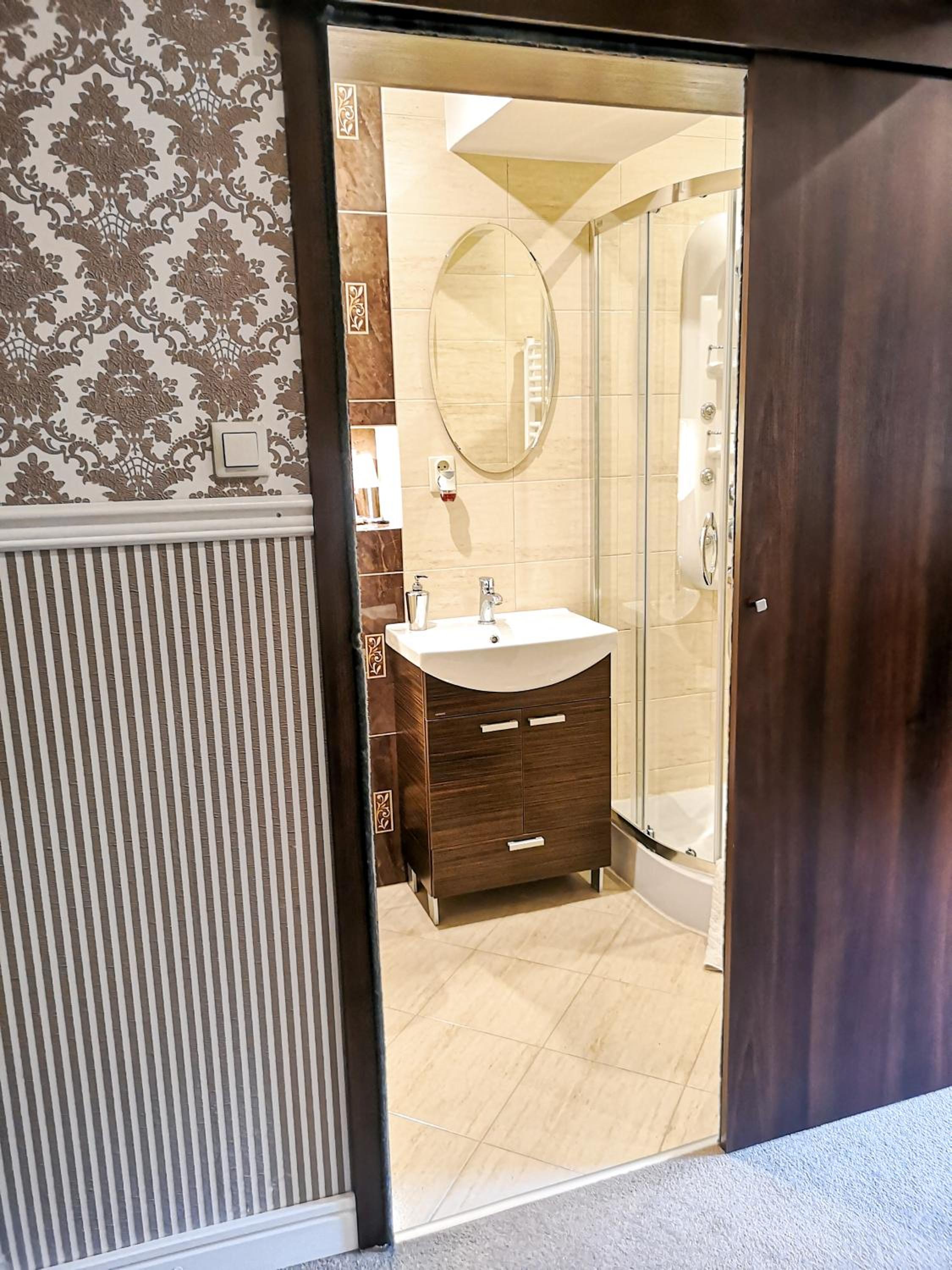 Deluxe Double Room - Photo 2