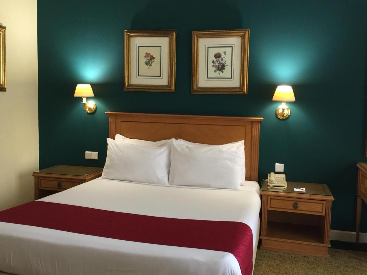 Superior Double or Twin Room - Photo 8