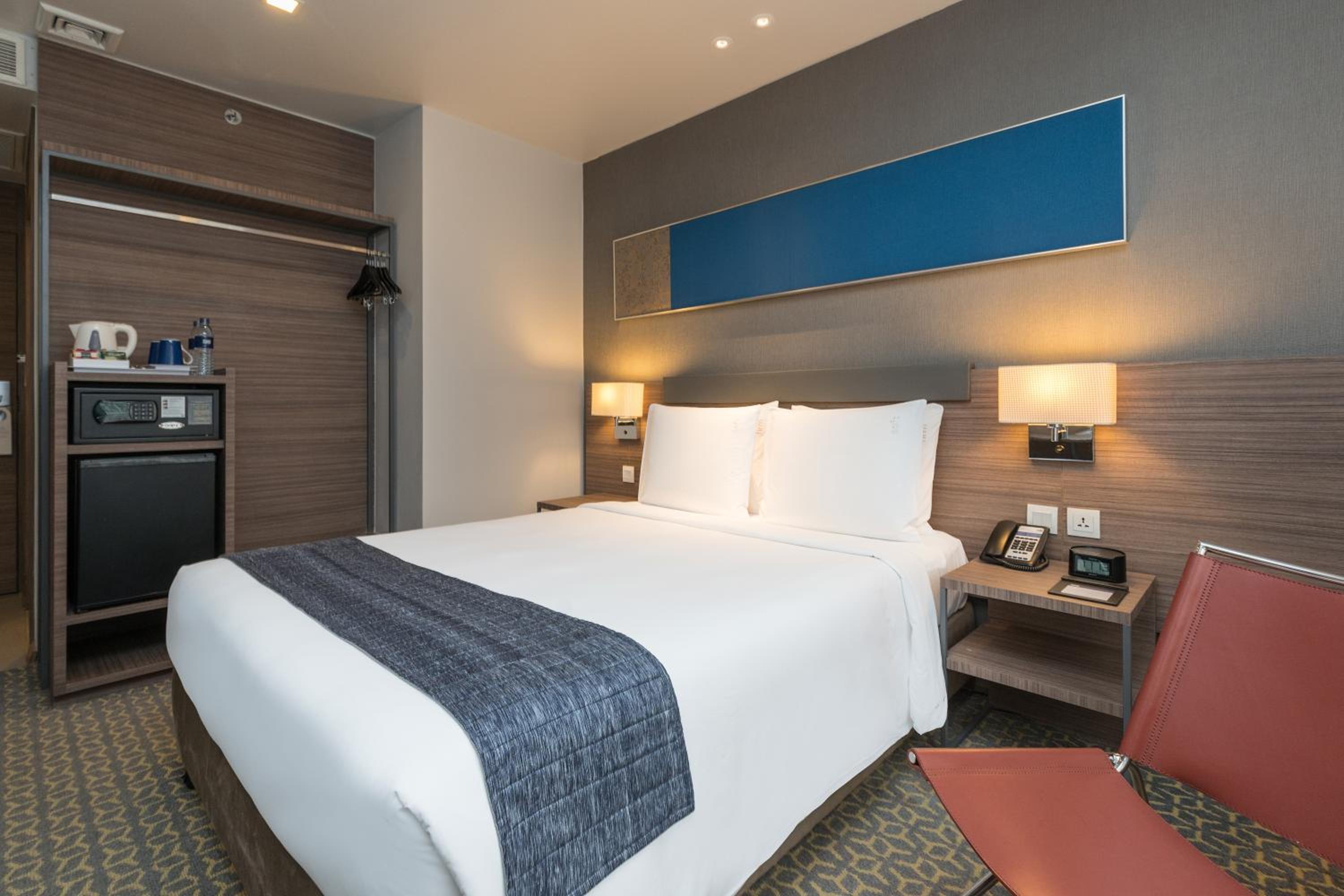 Standard Room with Free Breakfast photo 1