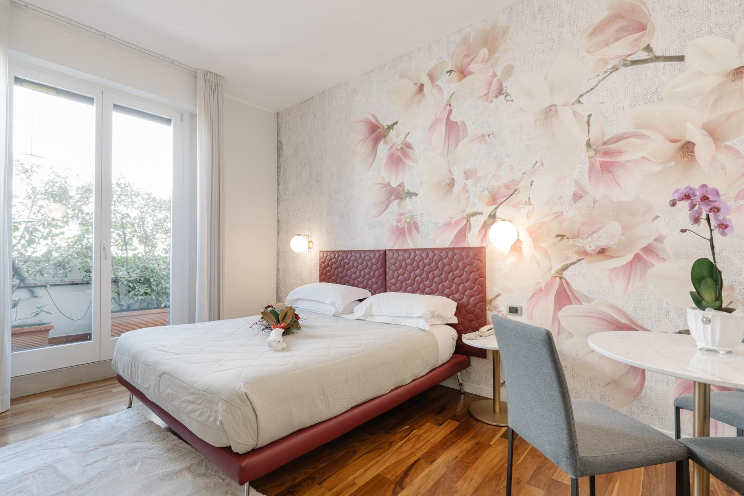 Suite with Terrace - Photo 4