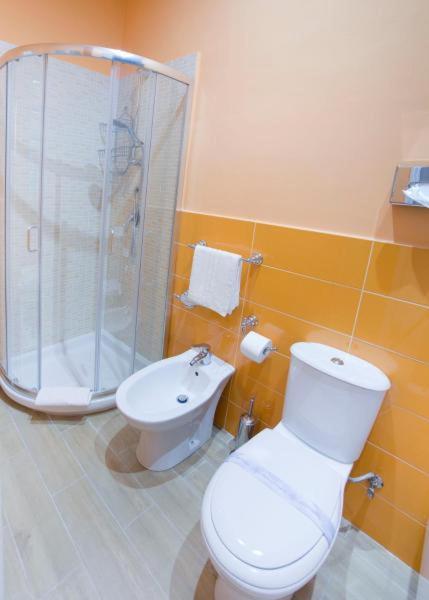 Single Room photo 3