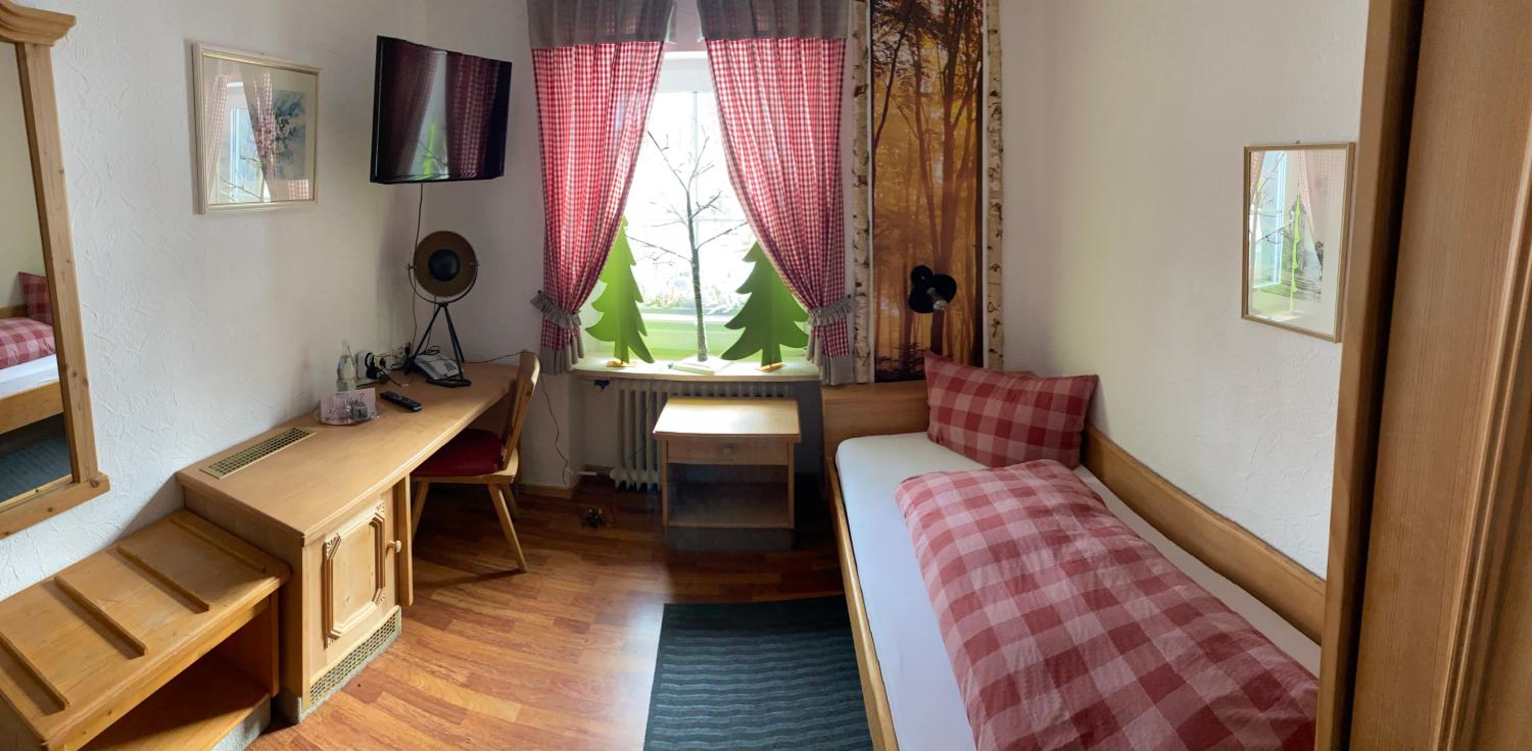 Economy Single Room photo 1