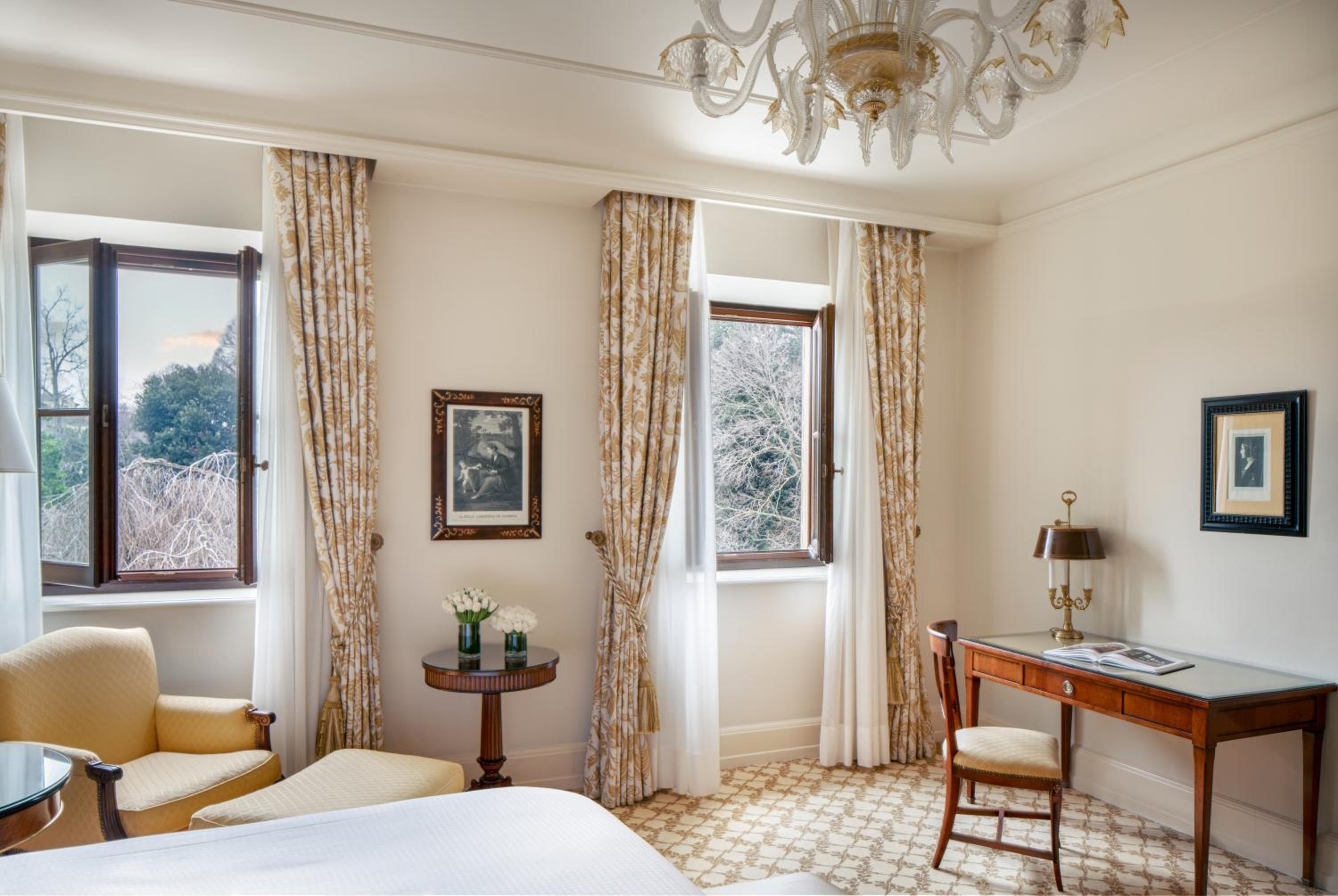 Four Seasons Twin Room