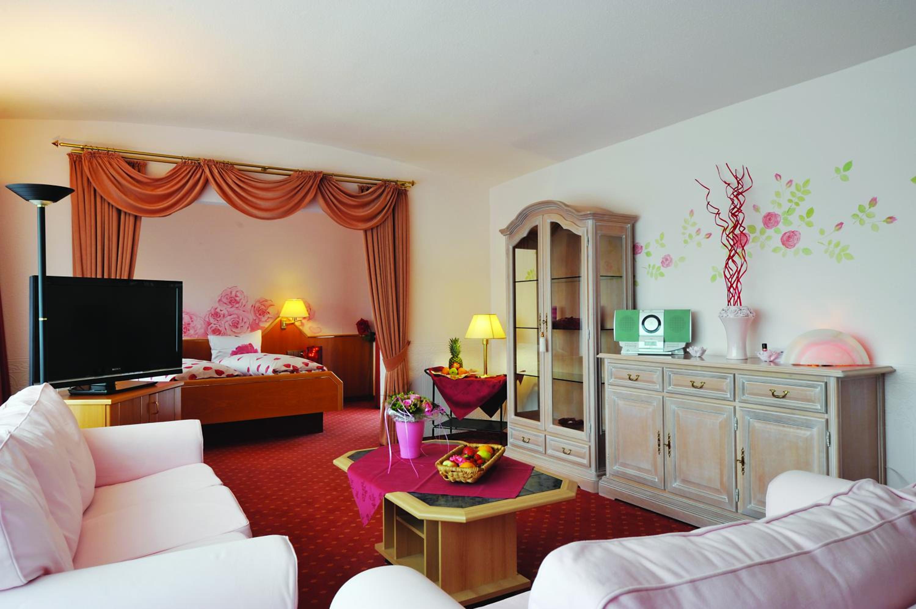 Classic Junior Suite with Balcony  photo 1