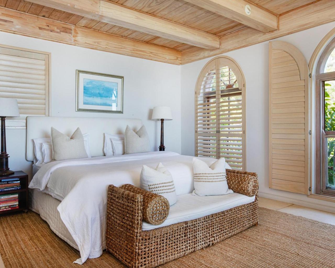 Luxurious Guest Suite with Stunning Ocean views