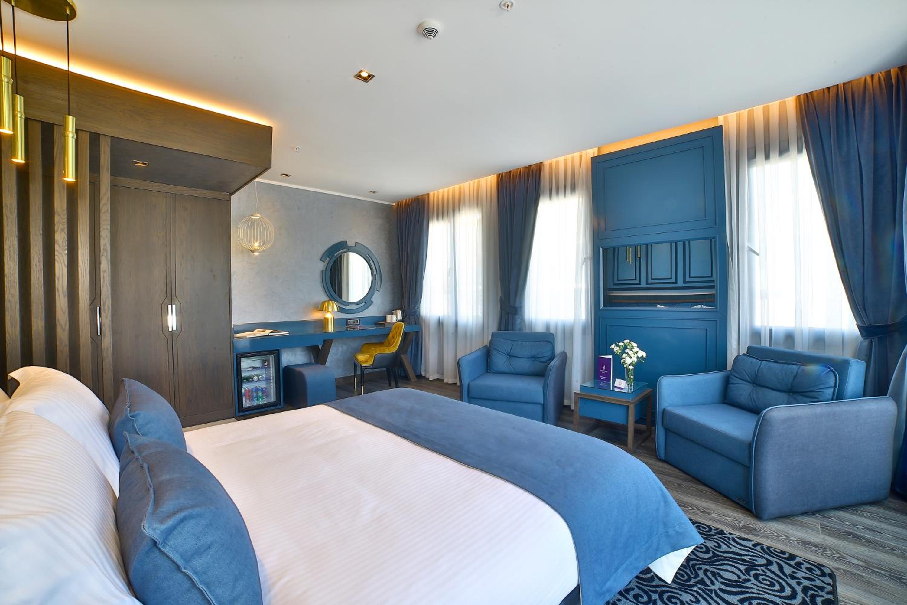 Suite with Terrace photo 2