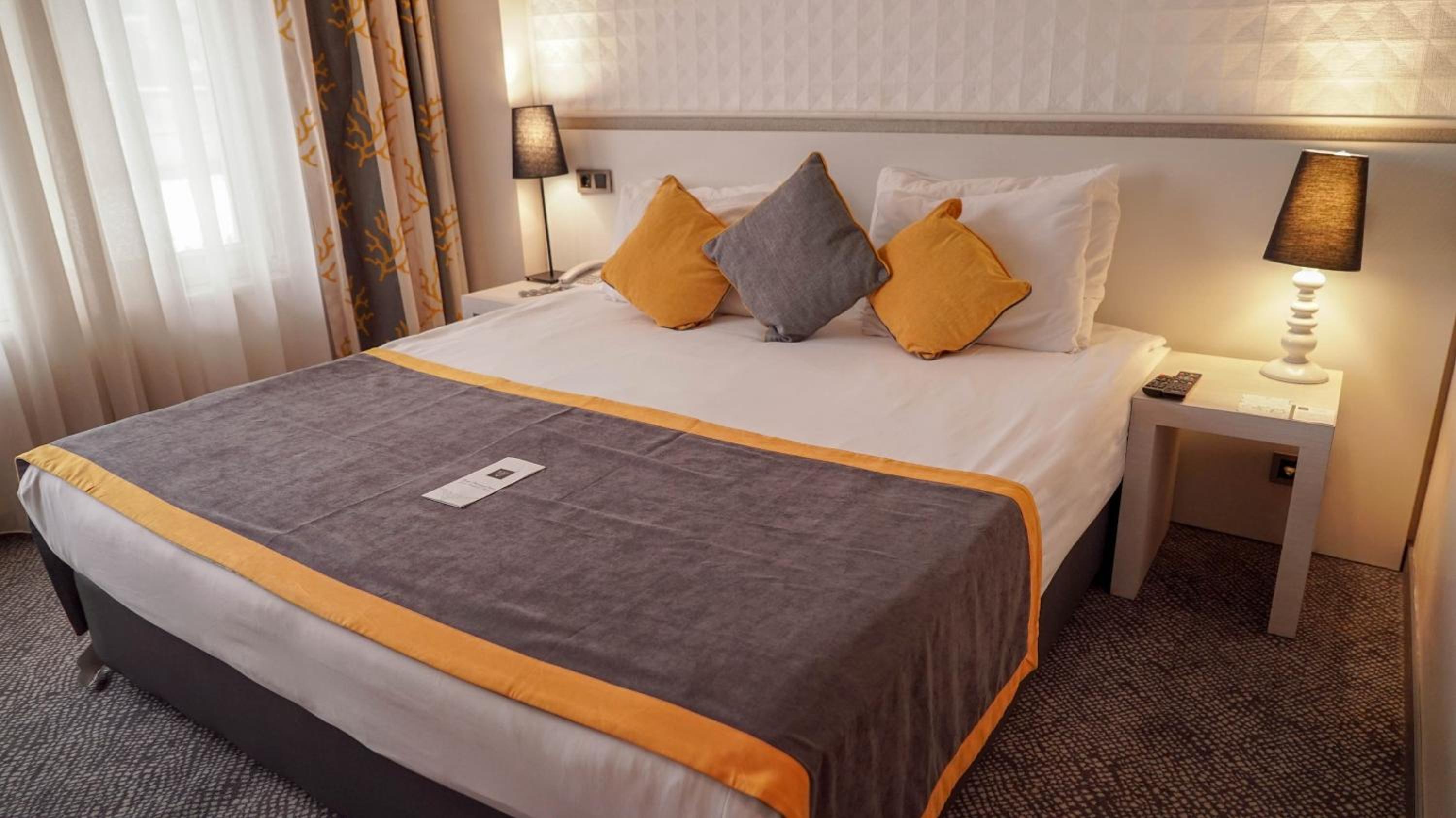Budget Double or Twin Room photo 2