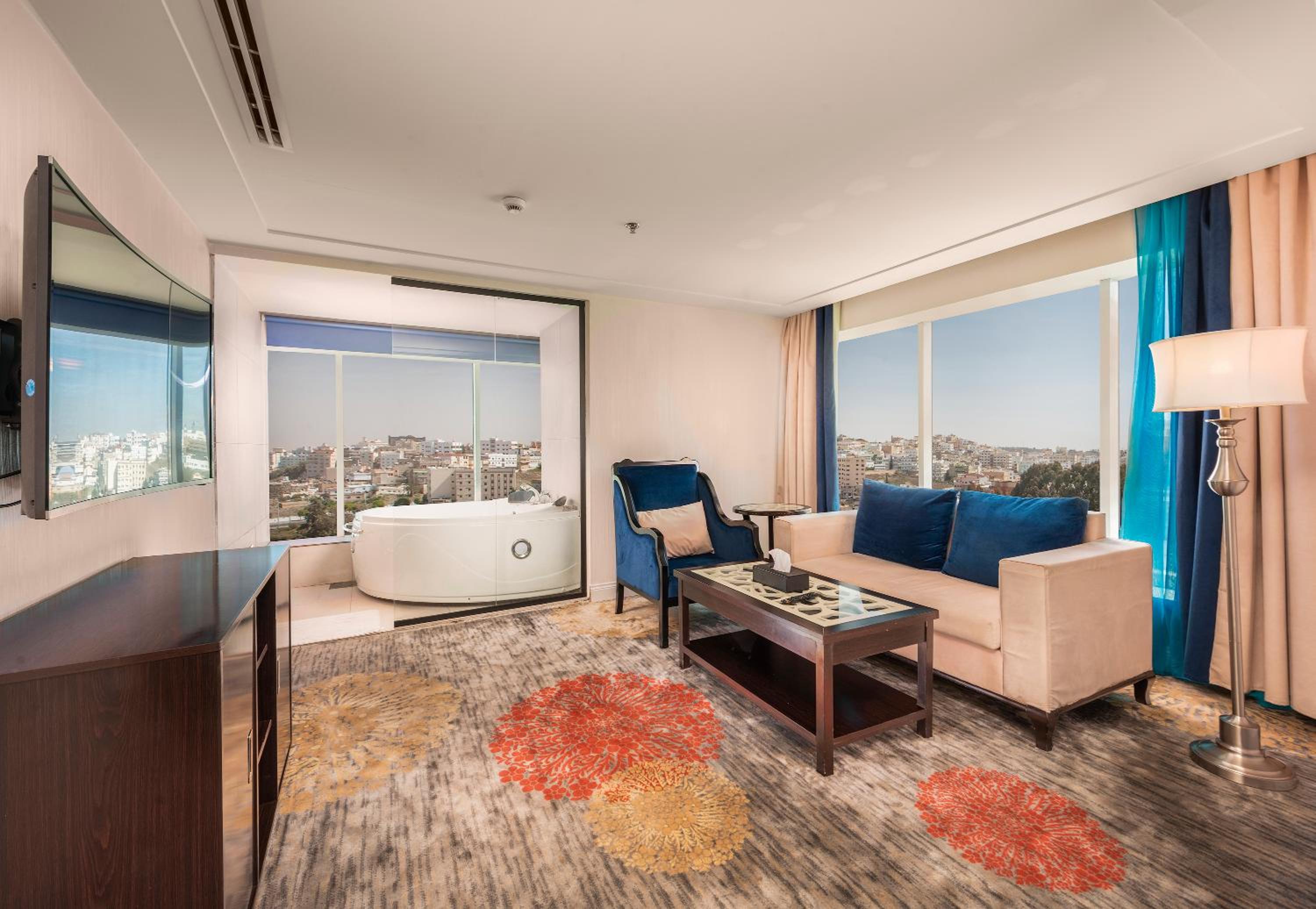 Queen Suite