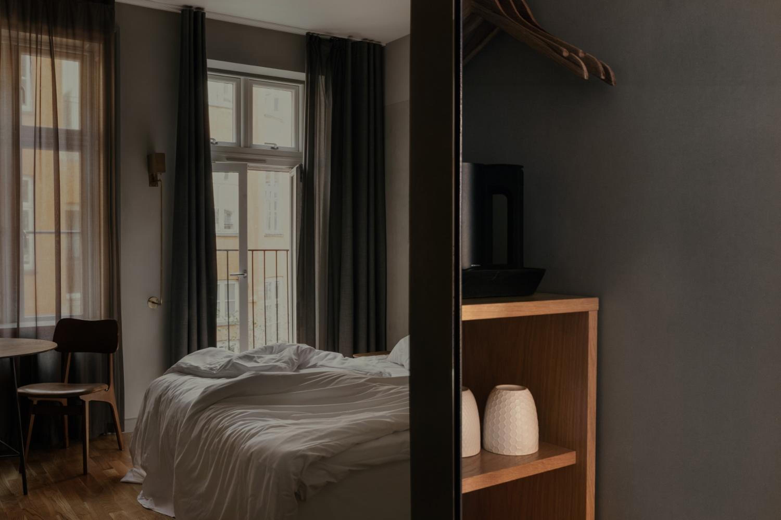 Superior Double or Twin Room - Photo 3