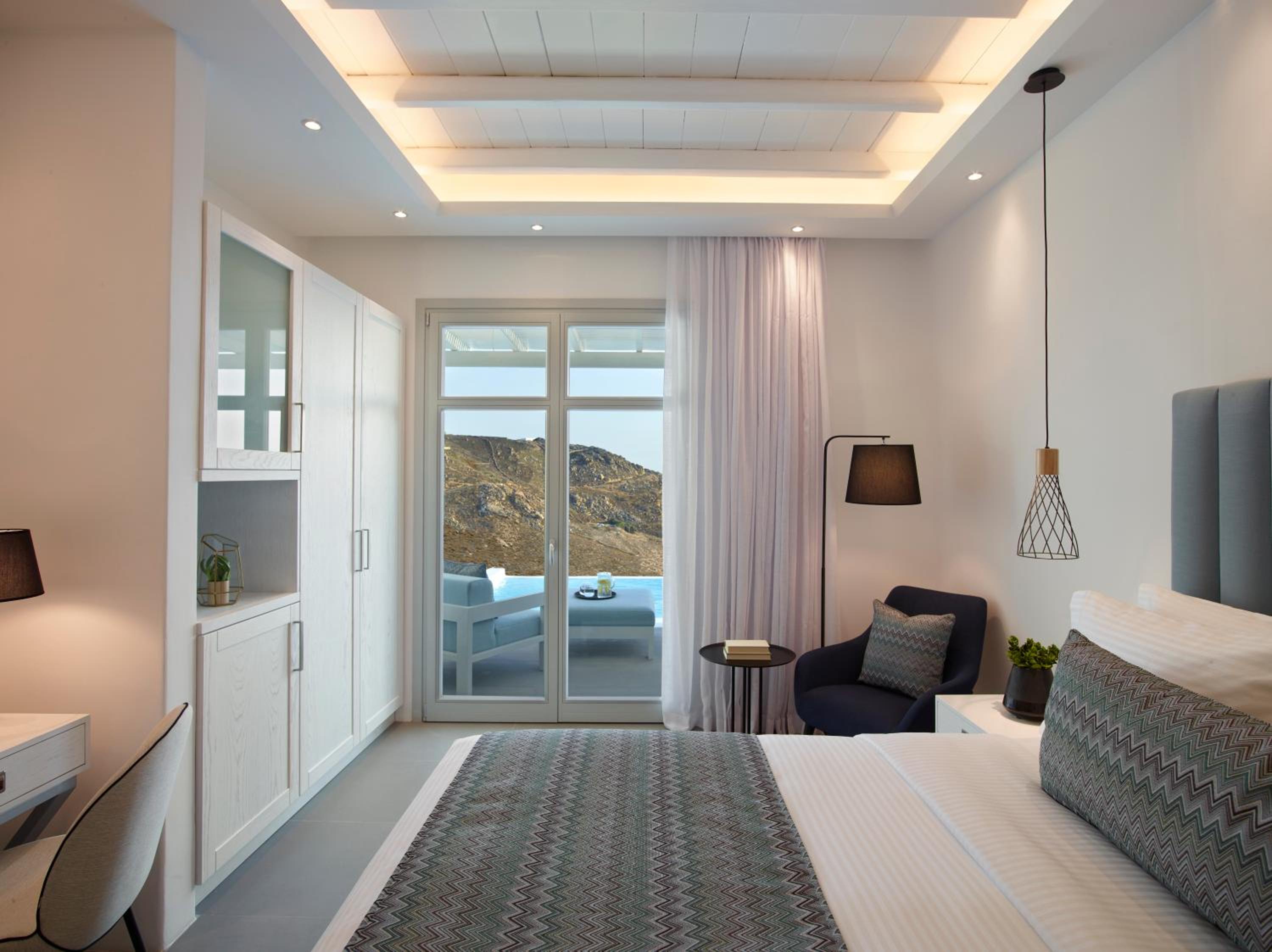 Premium Suite with Private Pool Sea View - Photo 1