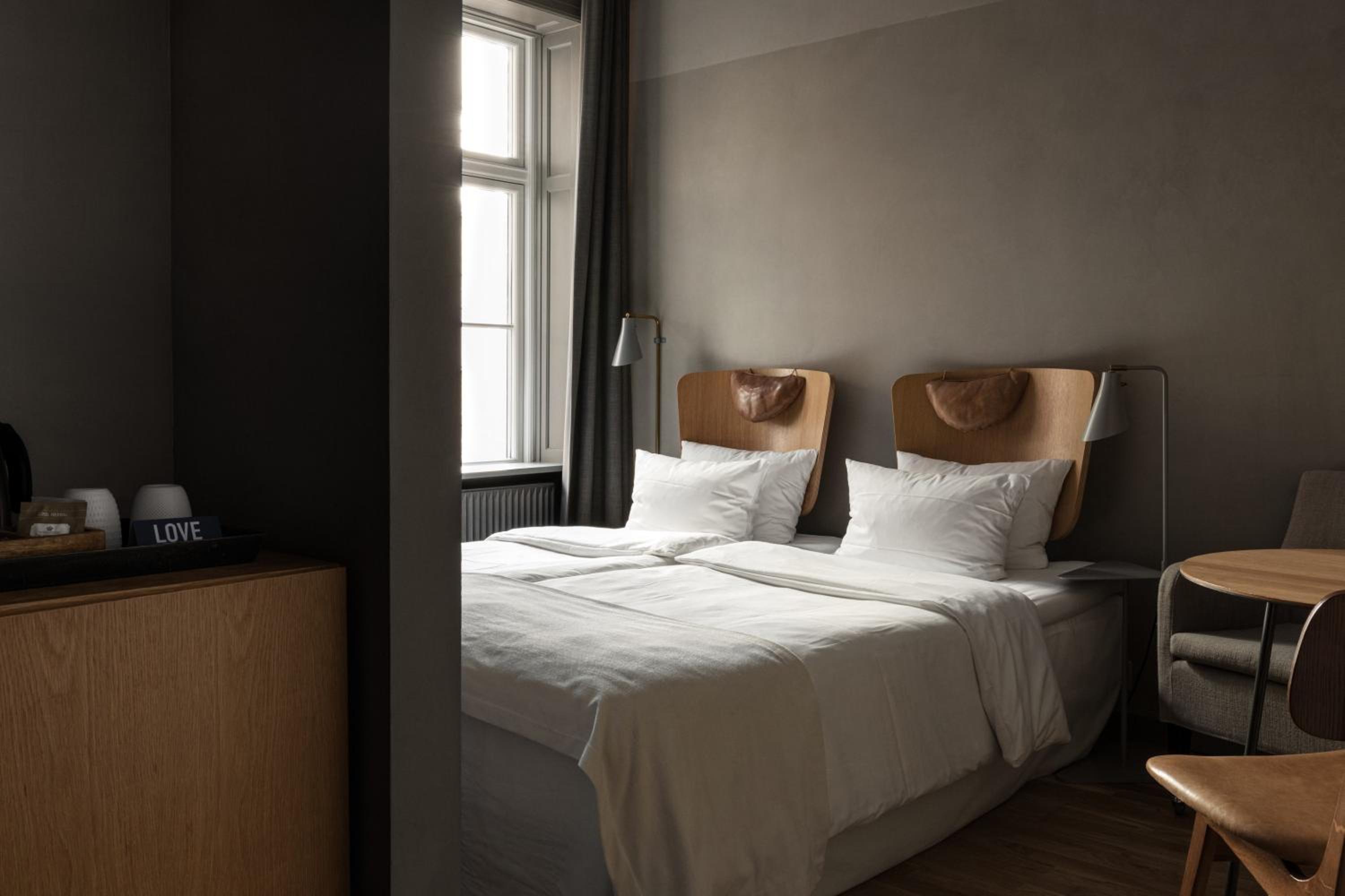 Small Double Room - Photo 1