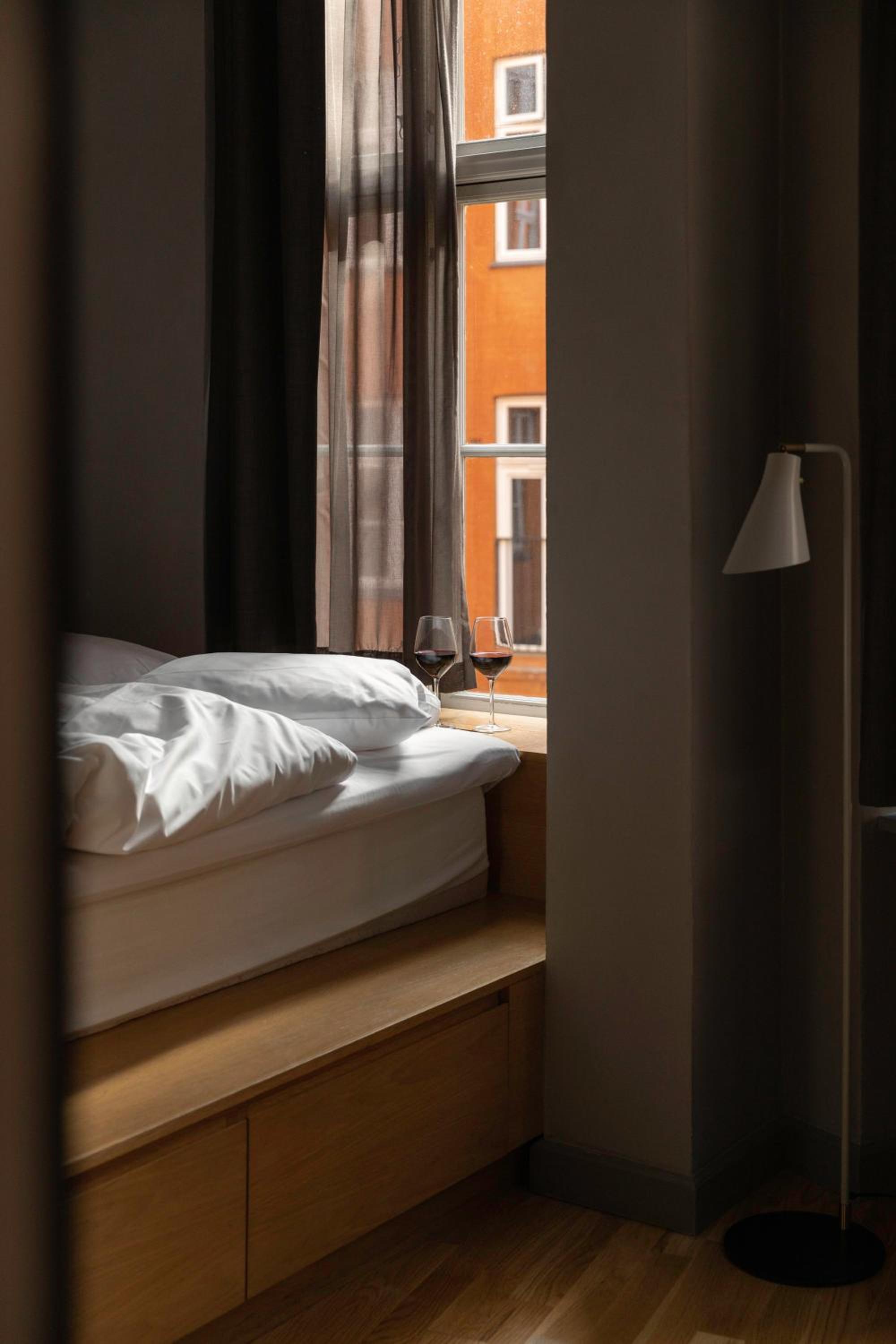 Small Double Room - Photo 3