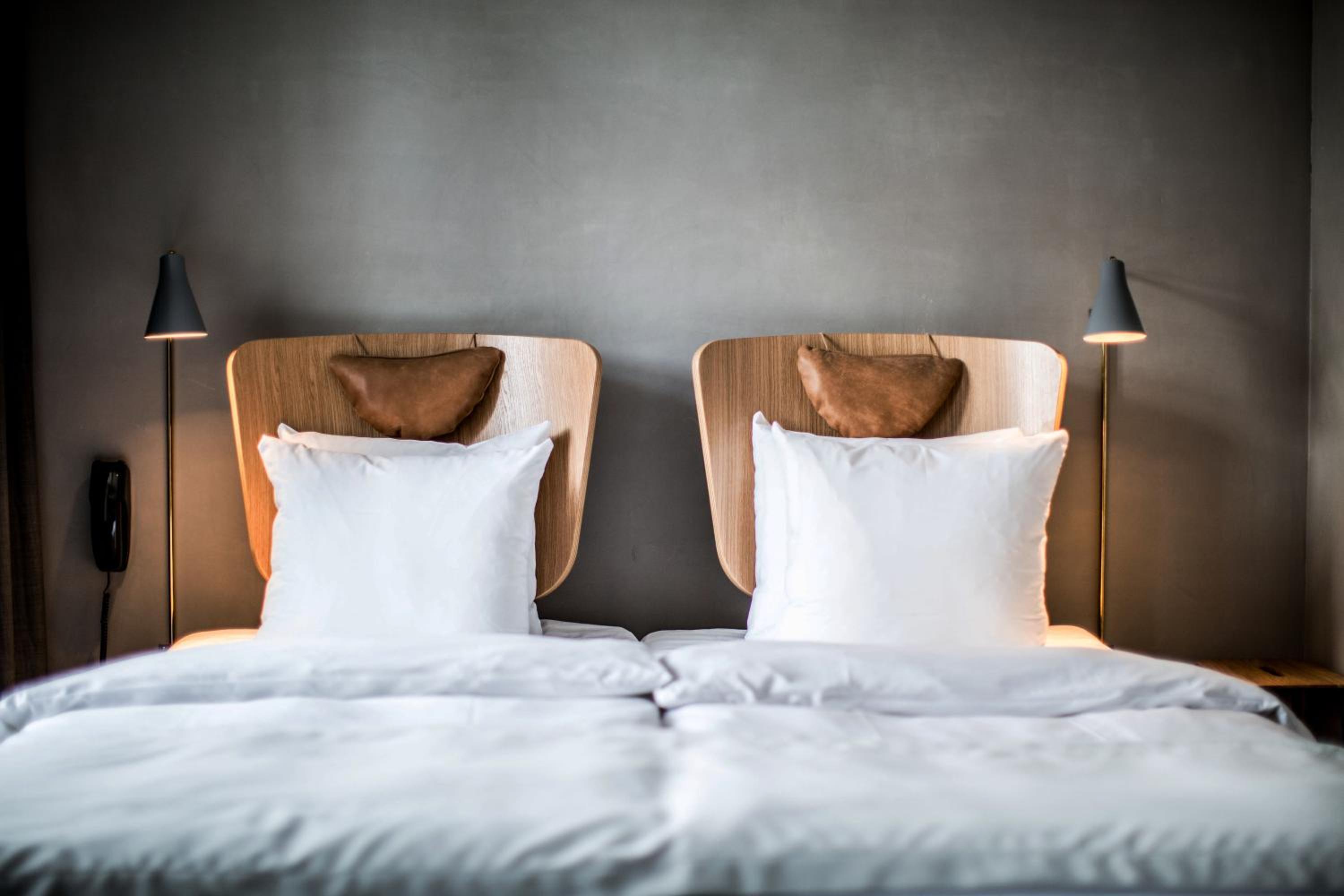 Standard Double or Twin Room - Photo 6