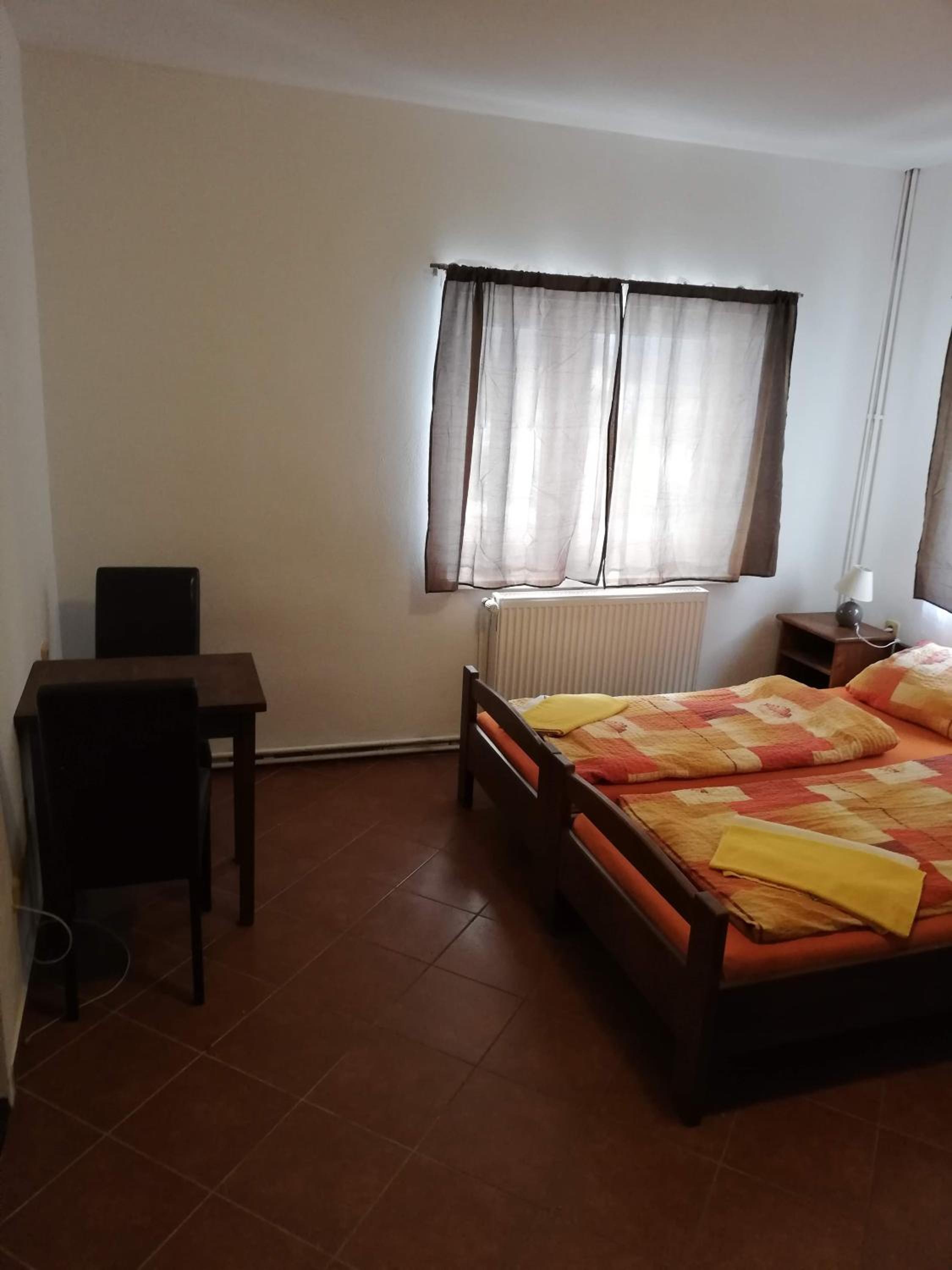 Studio Apartment - Photo 5